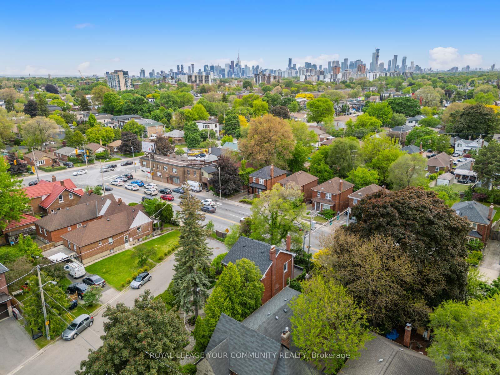 Photo 55 of 2 Four Oaks Gate, Toronto, East York — HOMEH
