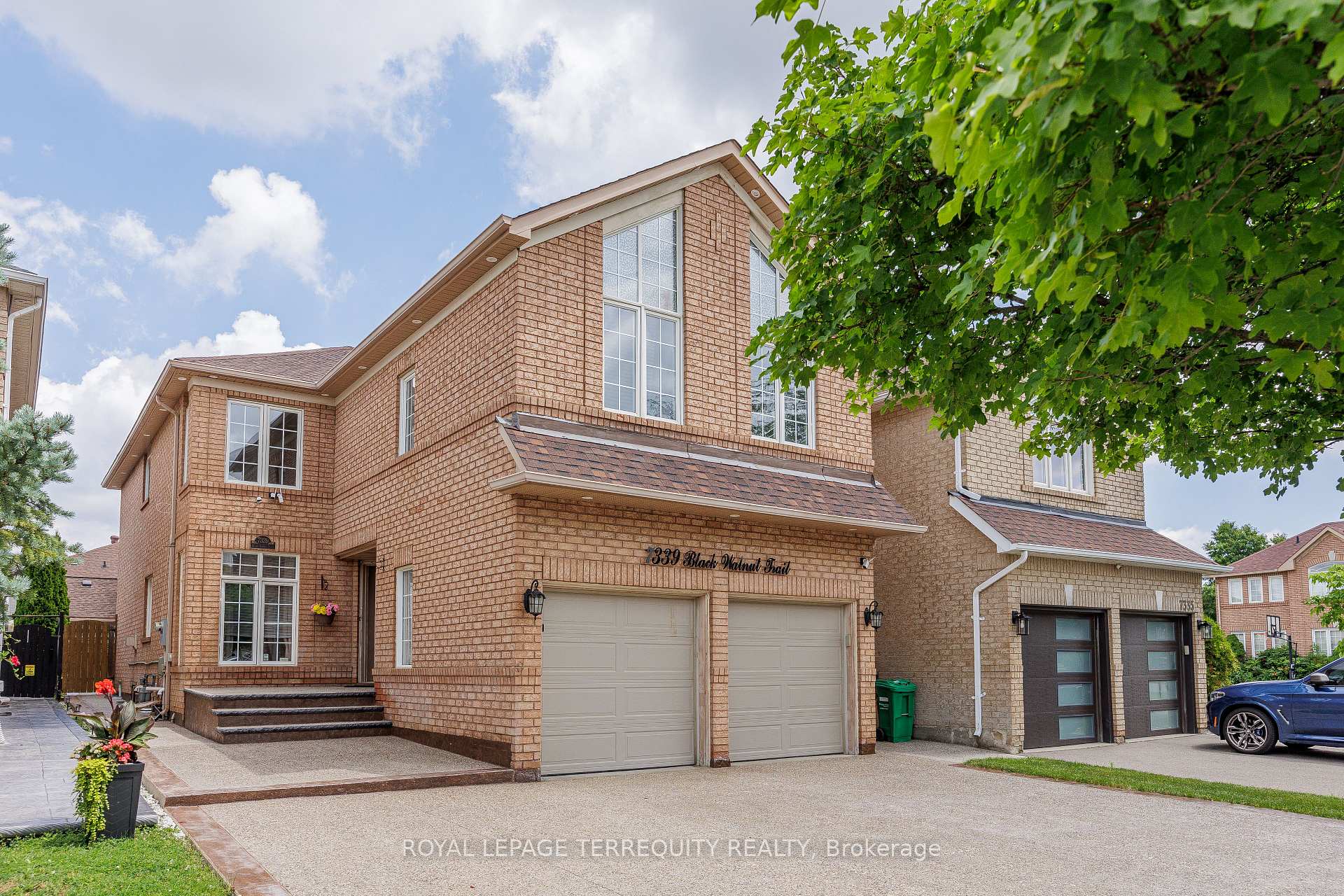 Photo 2 of 7339 Black Walnut Trail, Mississauga, Lisgar — HOMEH