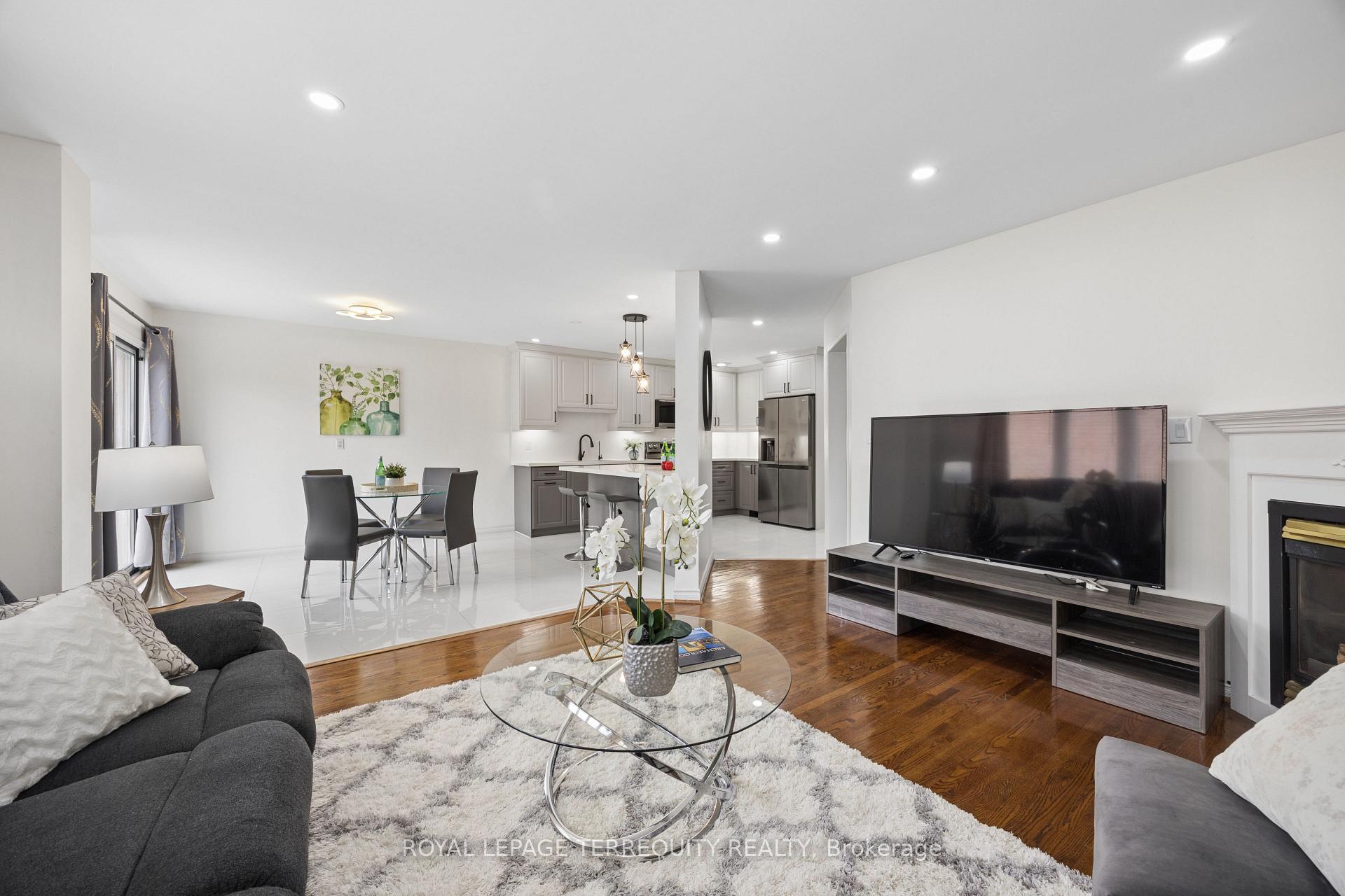 Photo 9 of 7339 Black Walnut Trail, Mississauga, Lisgar — HOMEH