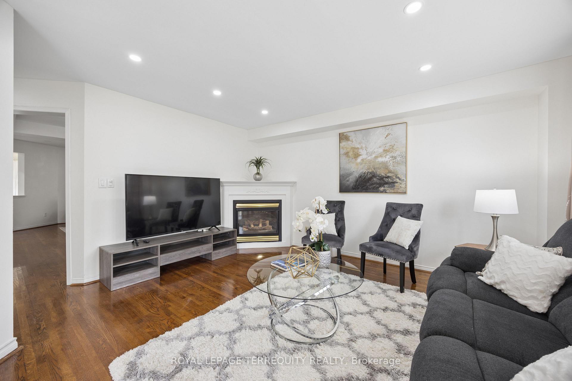 Photo 10 of 7339 Black Walnut Trail, Mississauga, Lisgar — HOMEH