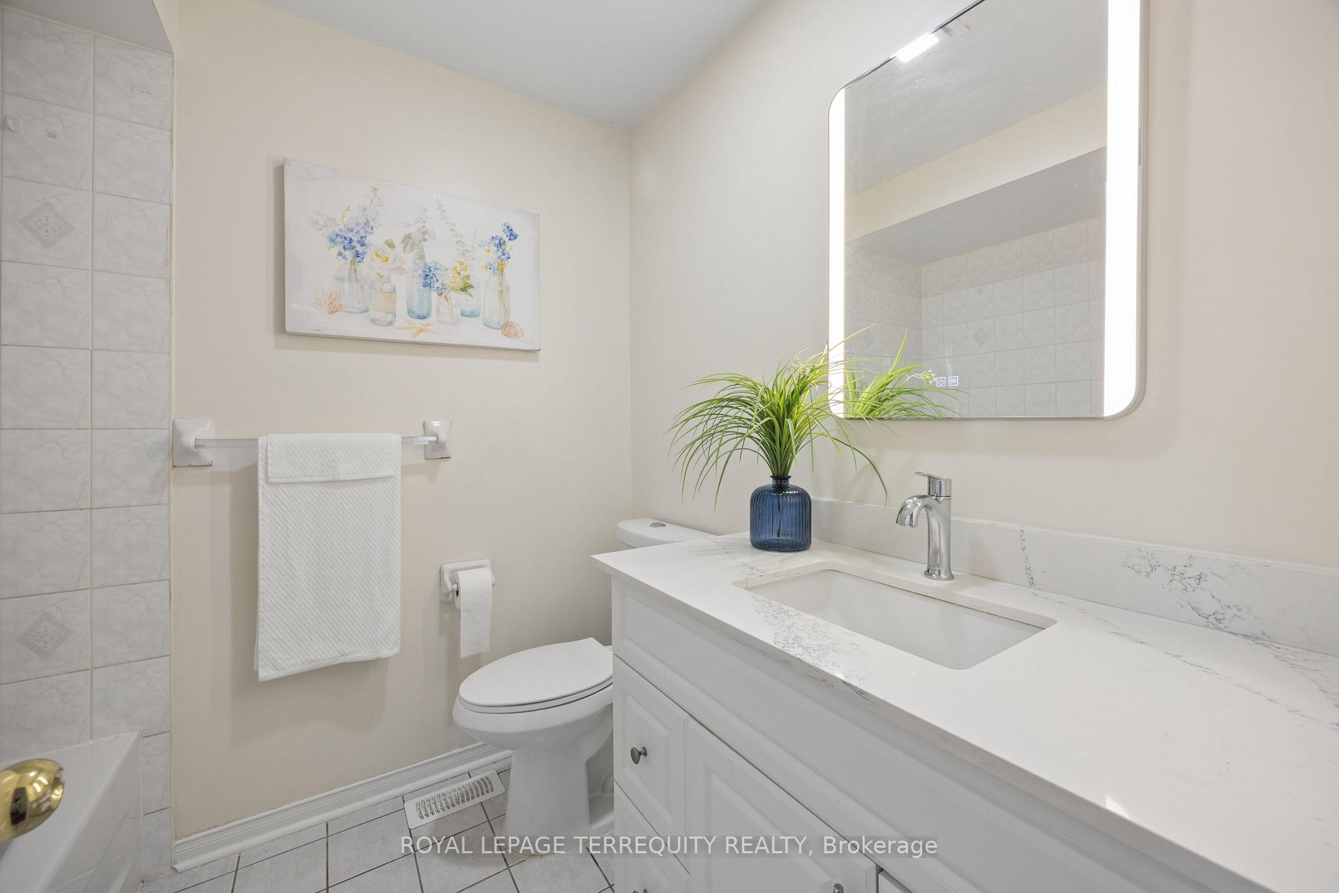 Photo 22 of 7339 Black Walnut Trail, Mississauga, Lisgar — HOMEH