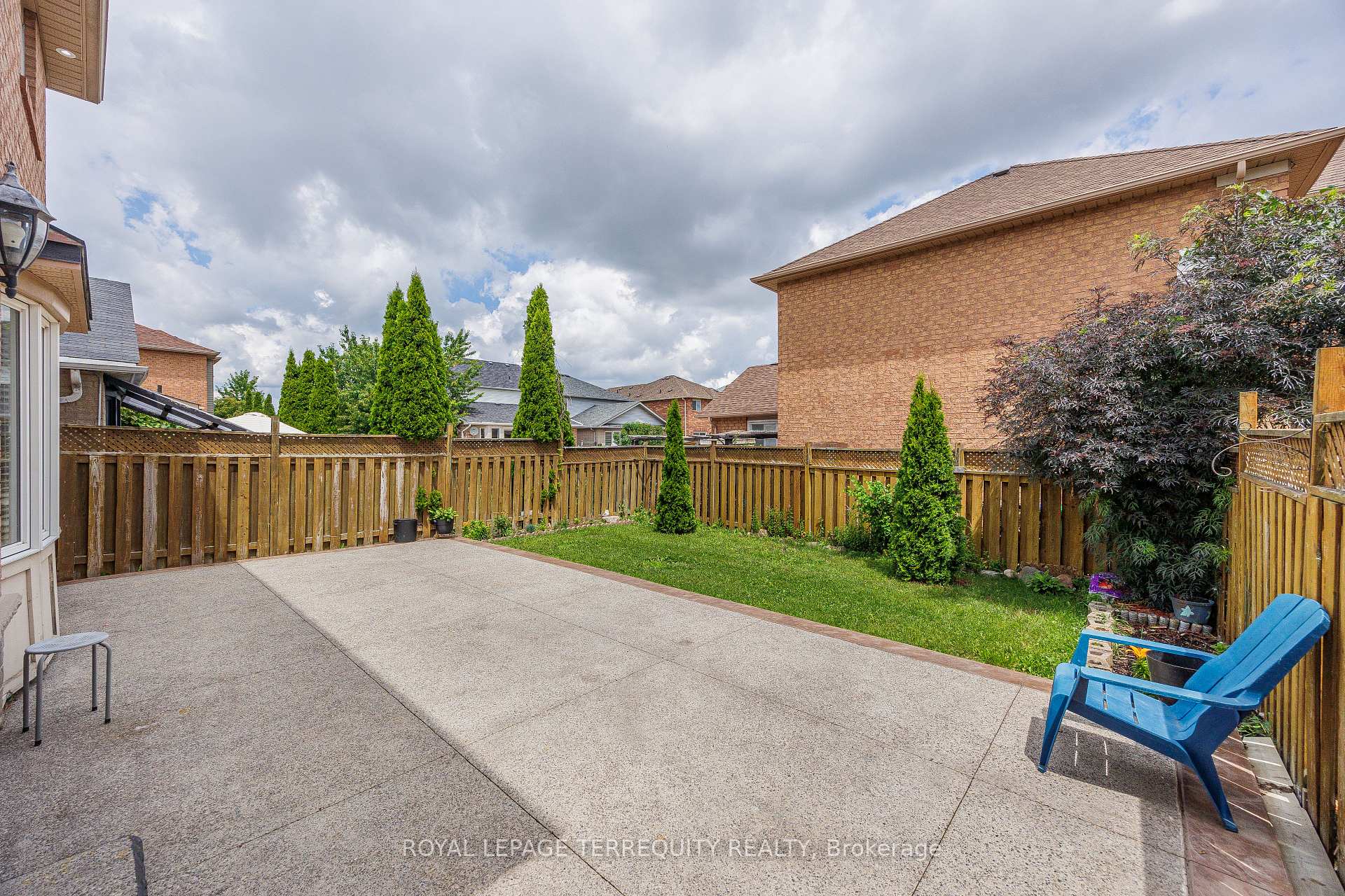 Photo 31 of 7339 Black Walnut Trail, Mississauga, Lisgar — HOMEH