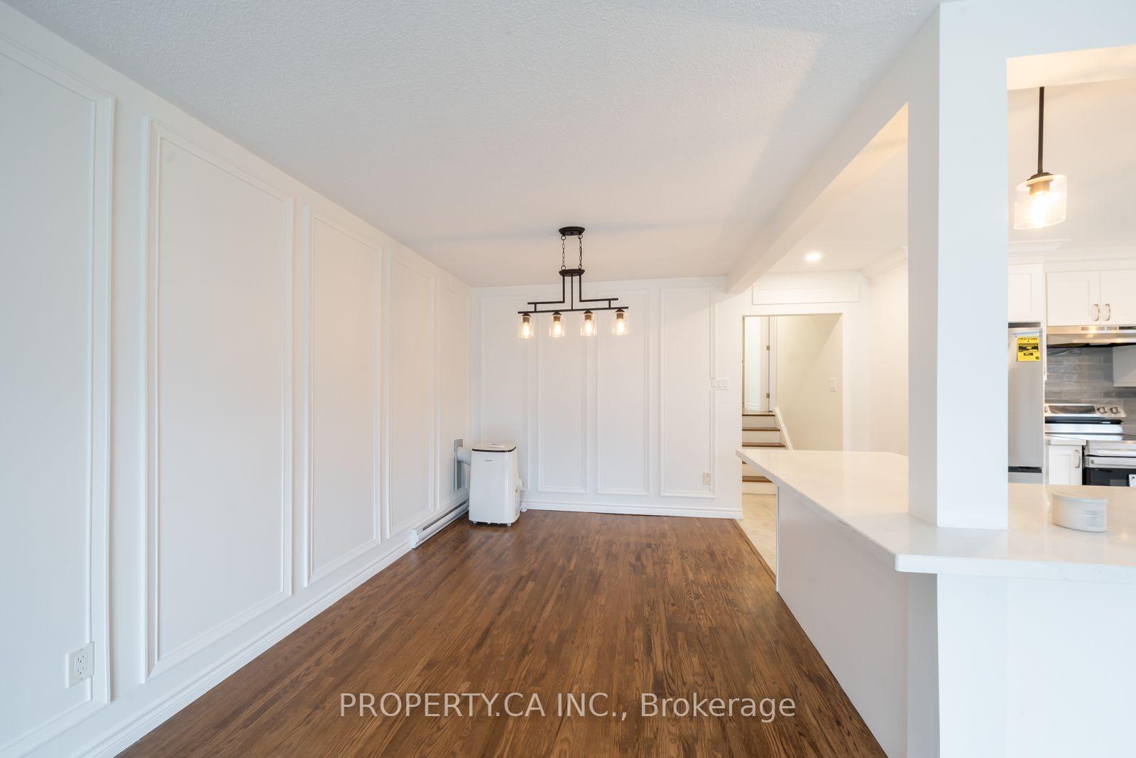 Photo 8 of 24 Thorncrest Road, Barrie, Allandale Heights — HOMEH