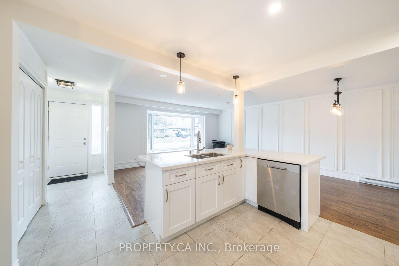 Photo 13 of 24 Thorncrest Road, Barrie, Allandale Heights — HOMEH