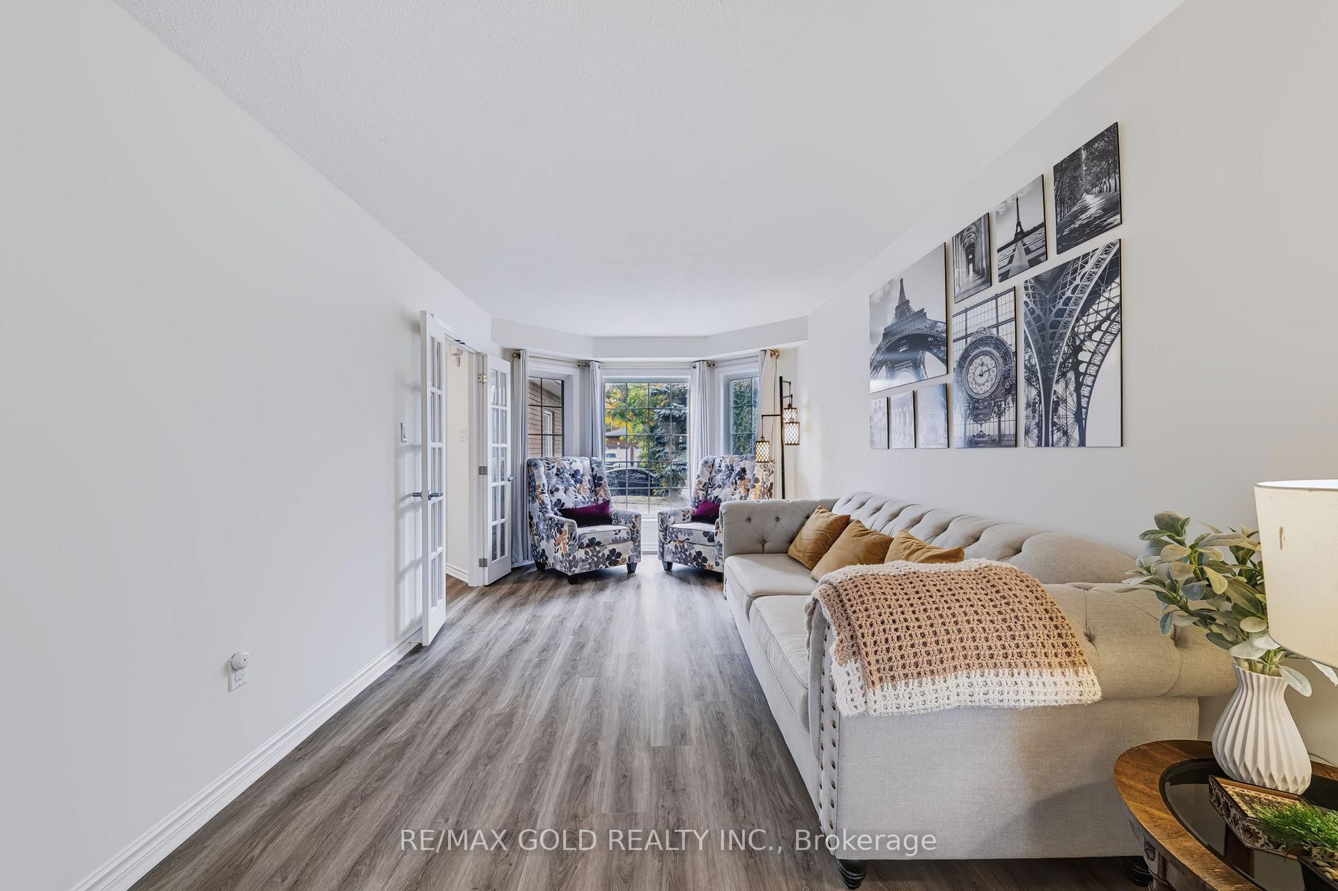 Photo 7 of 43 Golden Meadow Road, Barrie, Bayshore — HOMEH