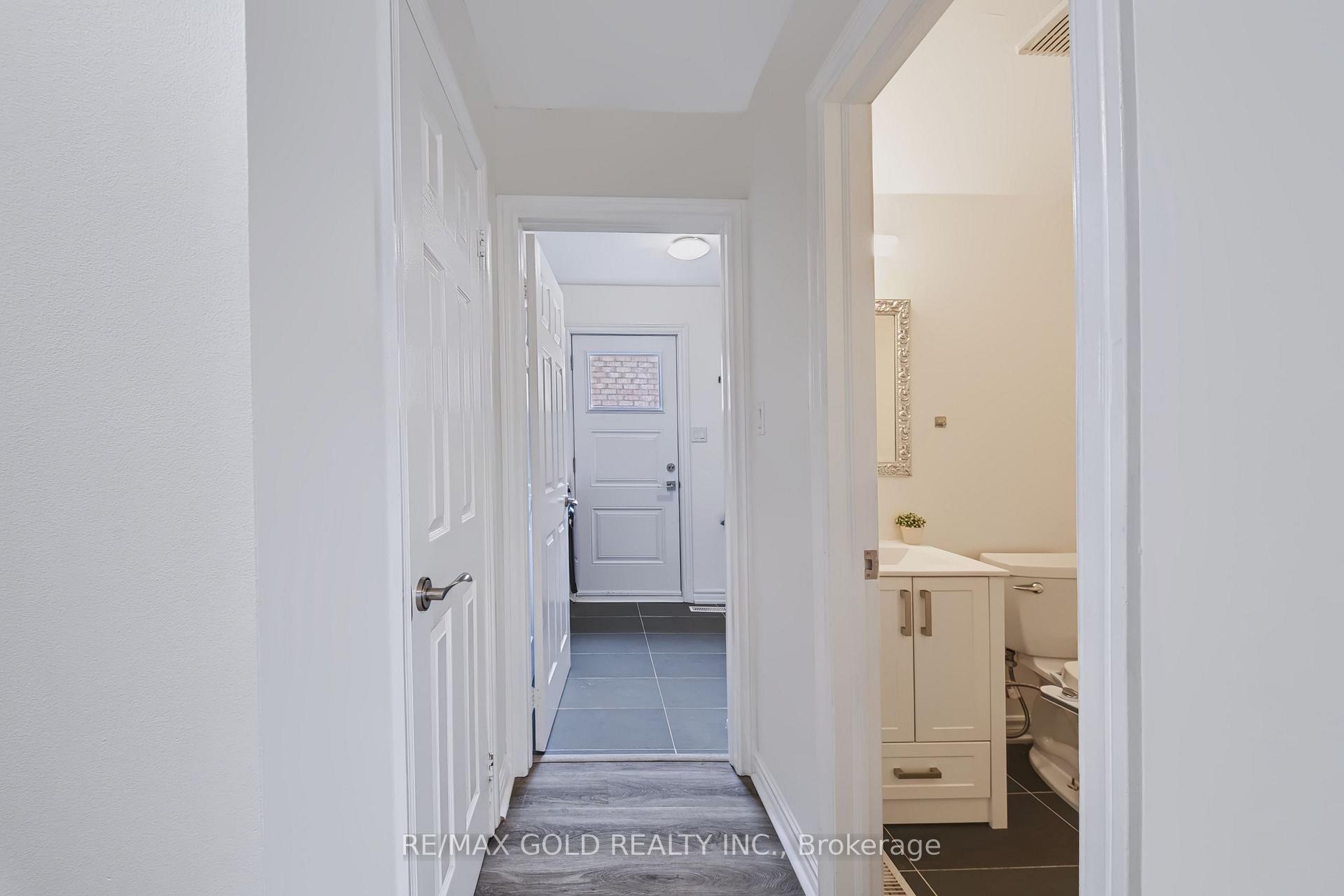 Photo 20 of 43 Golden Meadow Road, Barrie, Bayshore — HOMEH