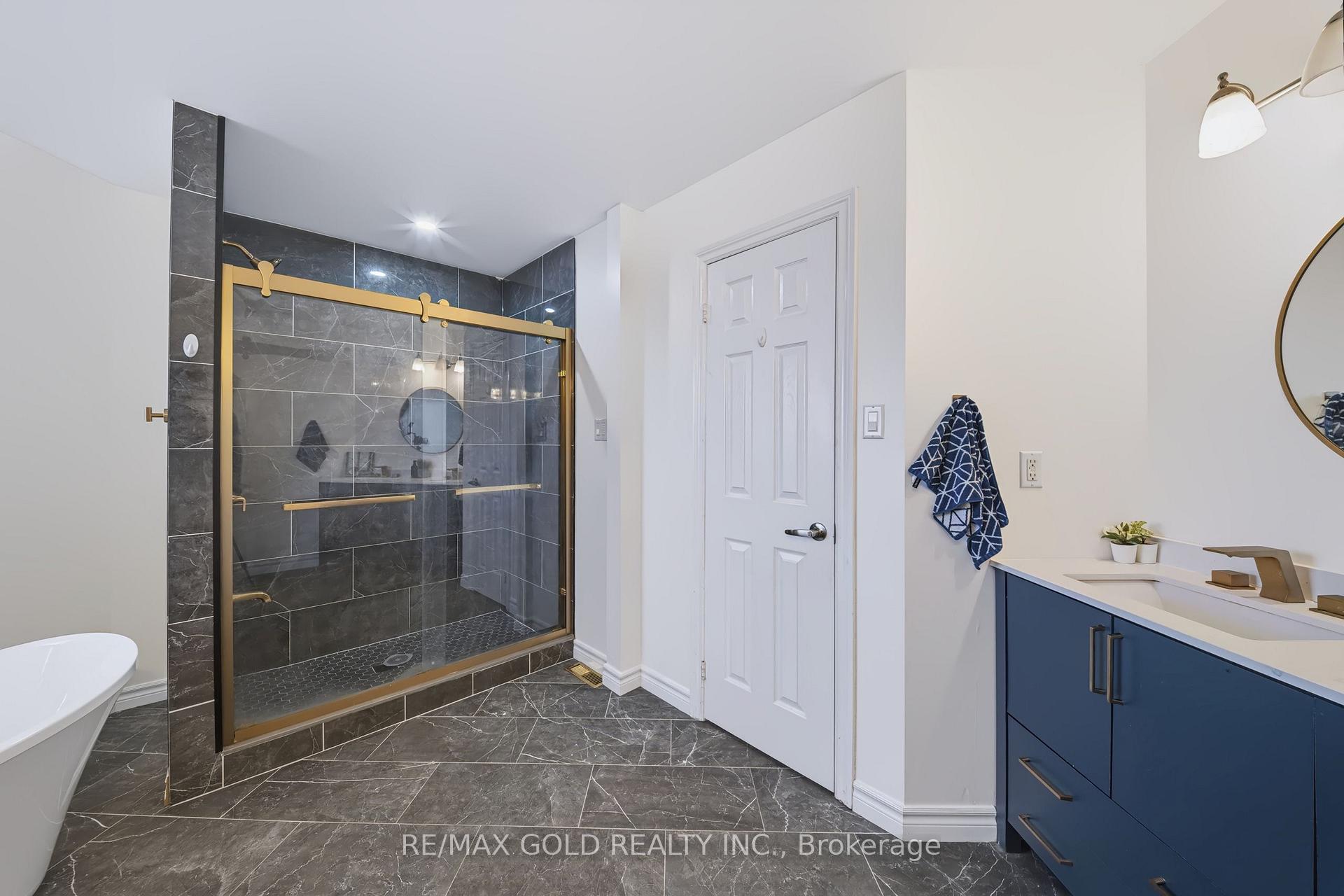 Photo 27 of 43 Golden Meadow Road, Barrie, Bayshore — HOMEH