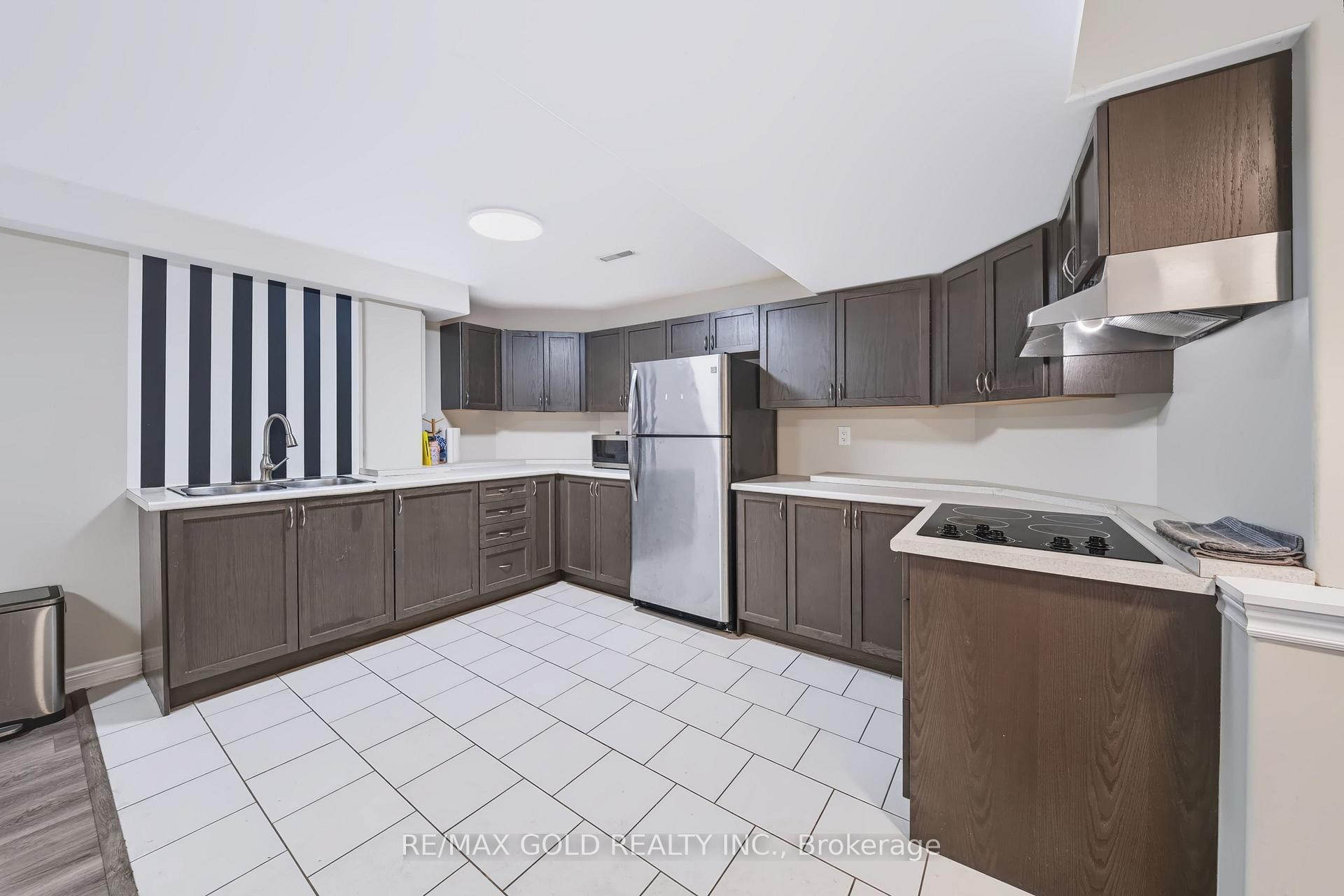 Photo 39 of 43 Golden Meadow Road, Barrie, Bayshore — HOMEH
