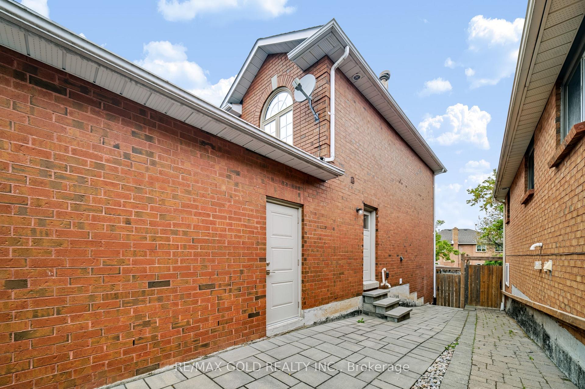 Photo 49 of 43 Golden Meadow Road, Barrie, Bayshore — HOMEH