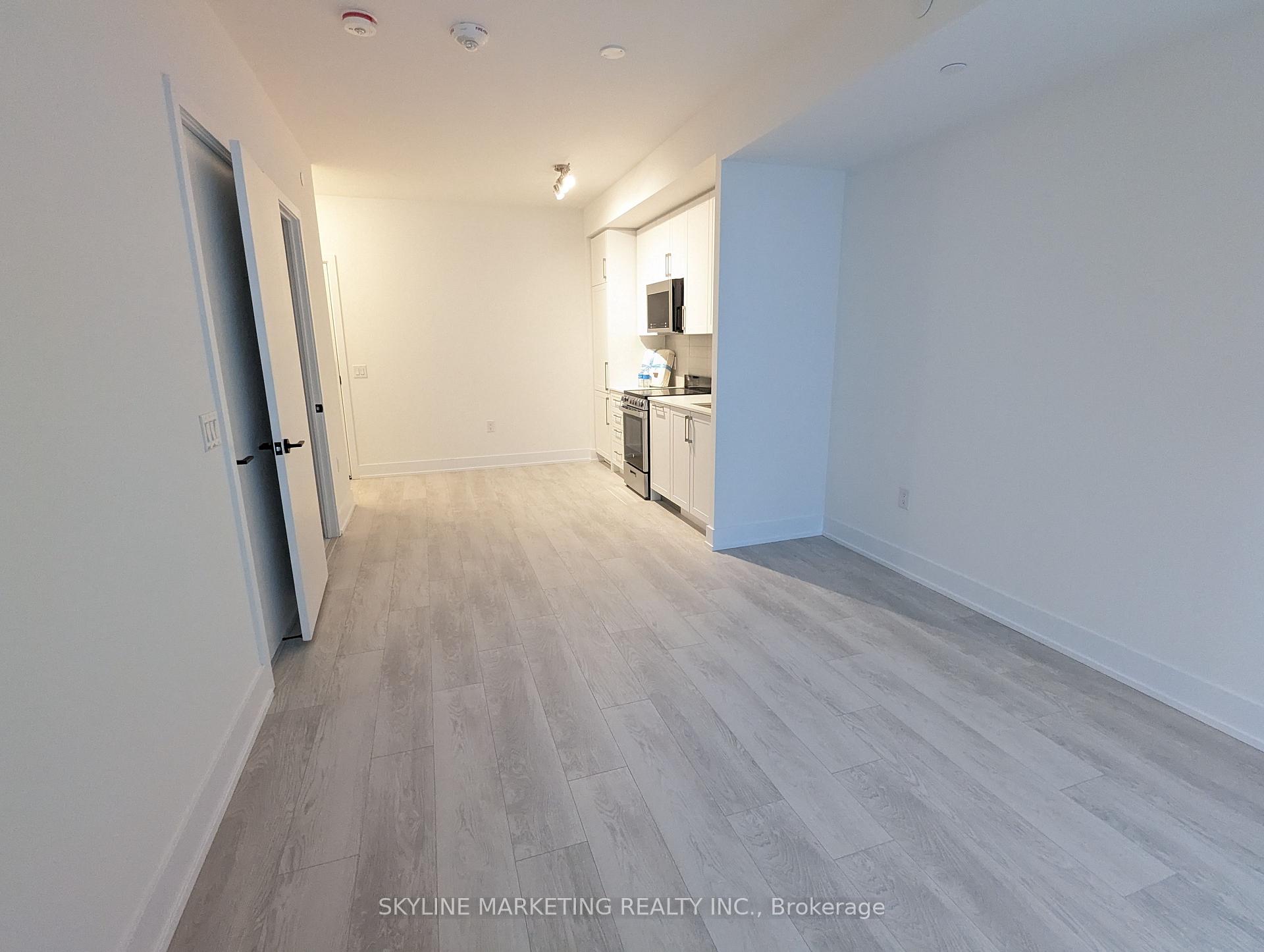 Photo 2 of Unit 327, 2450 Old Bronte Road, Oakville, Westmount — HOMEH