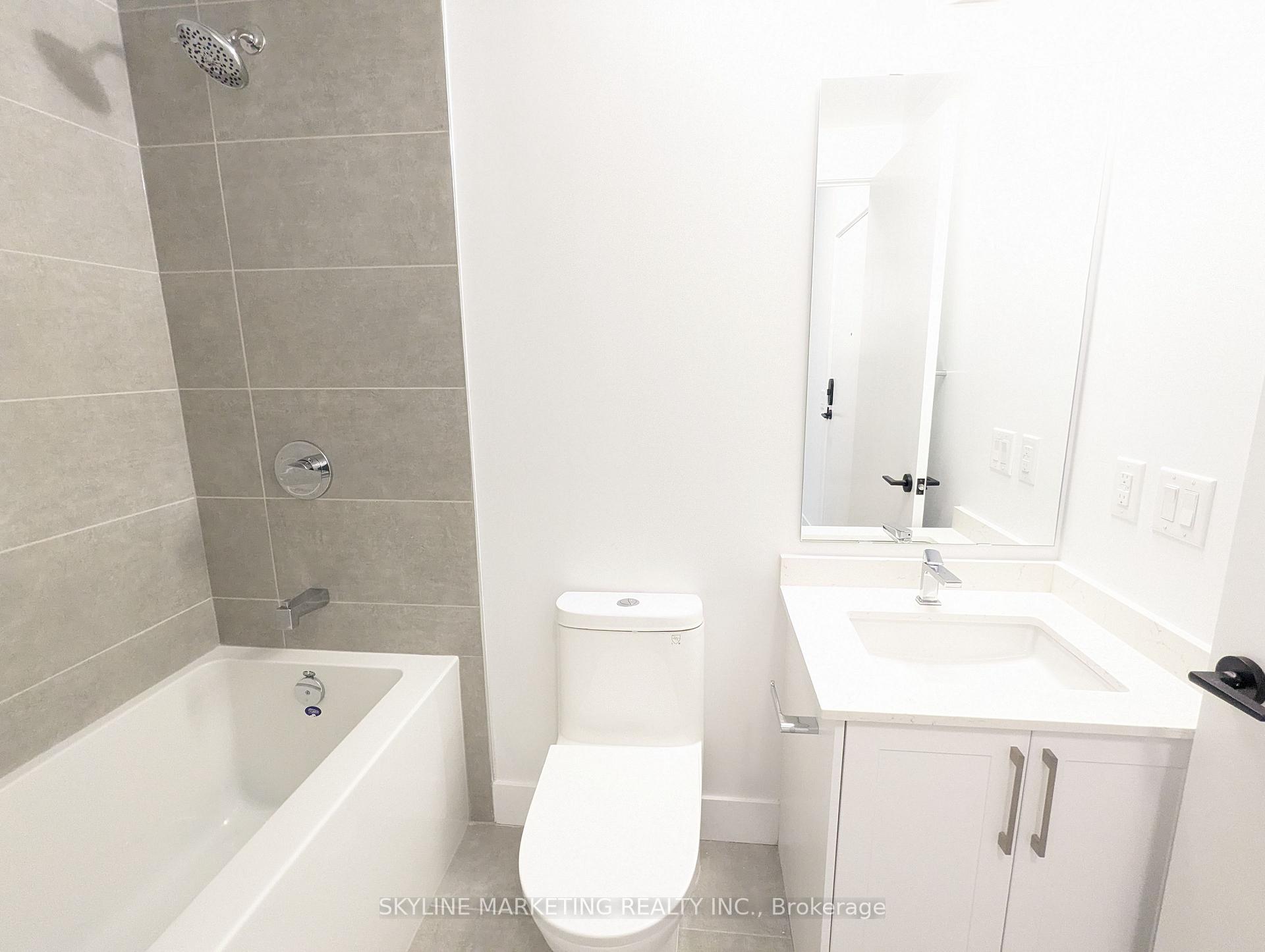 Photo 6 of Unit 327, 2450 Old Bronte Road, Oakville, Westmount — HOMEH