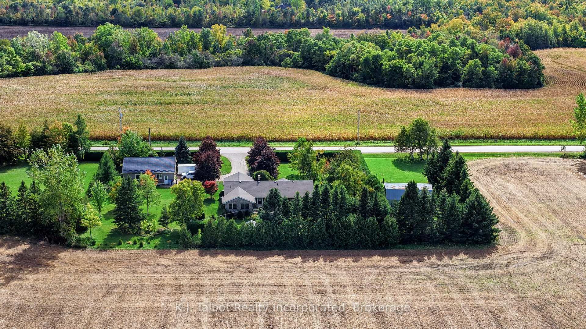 Photo 6 of 33786 Crystal Springs Road, R. R. #1, Bluewater, Bayfield — HOMEH
