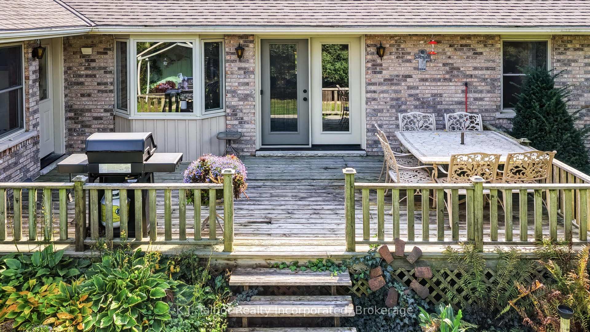 Photo 8 of 33786 Crystal Springs Road, R. R. #1, Bluewater, Bayfield — HOMEH