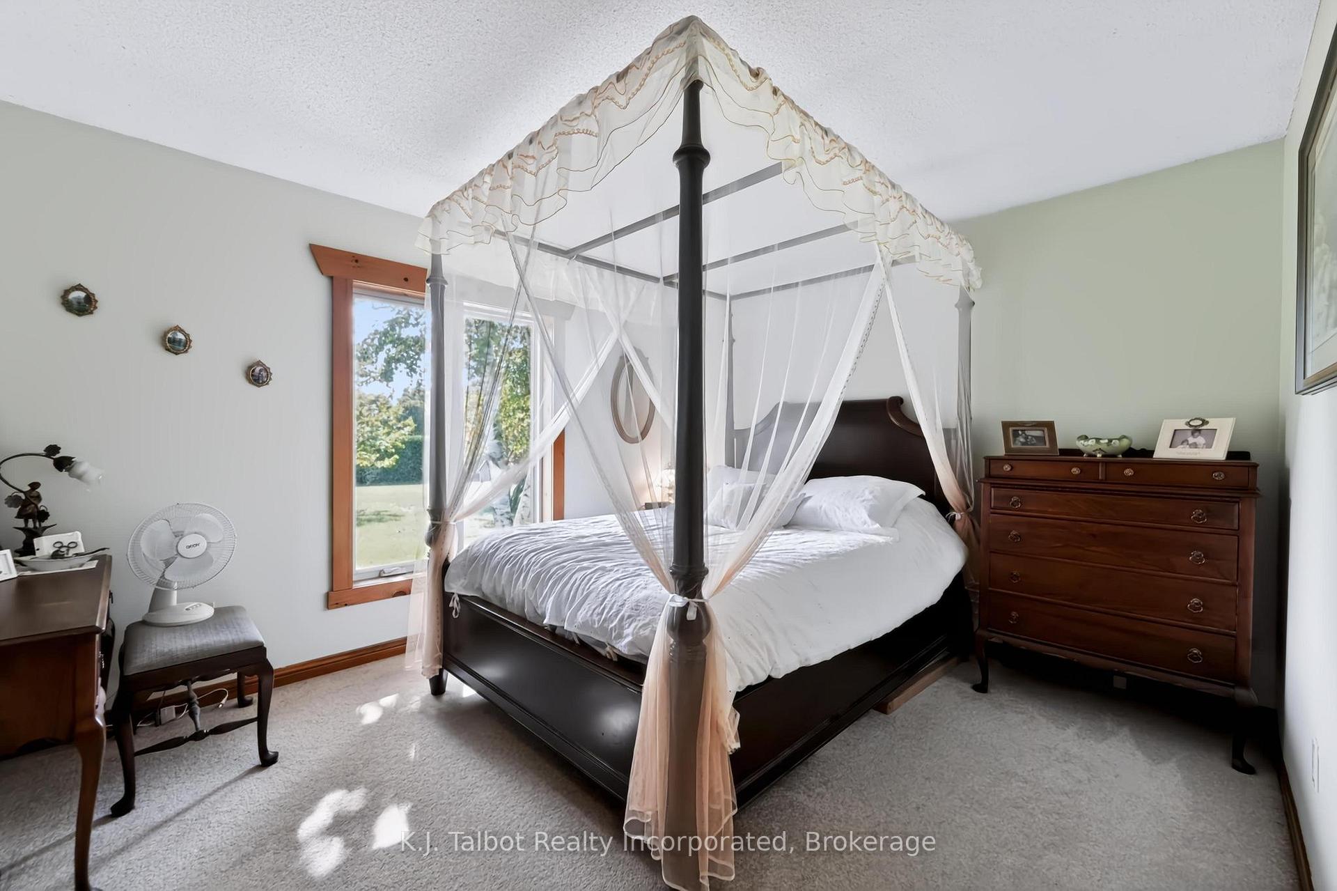 Photo 30 of 33786 Crystal Springs Road, R. R. #1, Bluewater, Bayfield — HOMEH