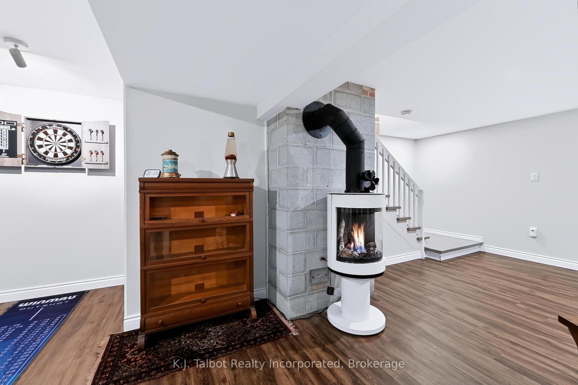 Photo 39 of 33786 Crystal Springs Road, R. R. #1, Bluewater, Bayfield — HOMEH