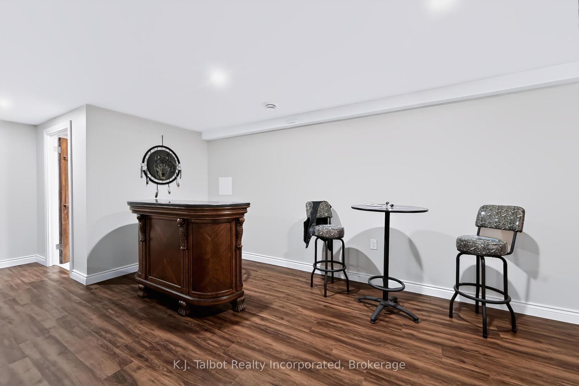 Photo 41 of 33786 Crystal Springs Road, R. R. #1, Bluewater, Bayfield — HOMEH