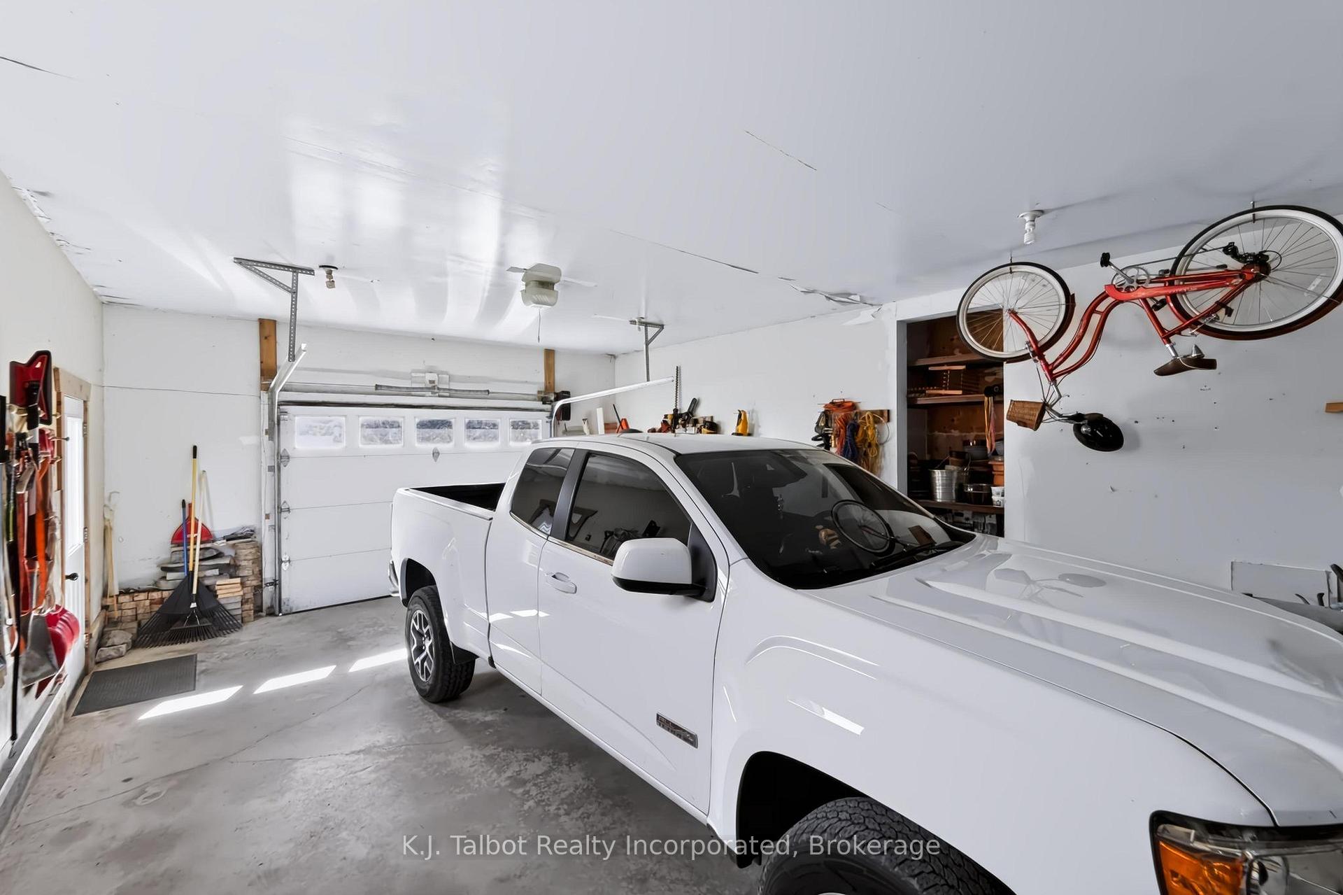 Photo 50 of 33786 Crystal Springs Road, R. R. #1, Bluewater, Bayfield — HOMEH