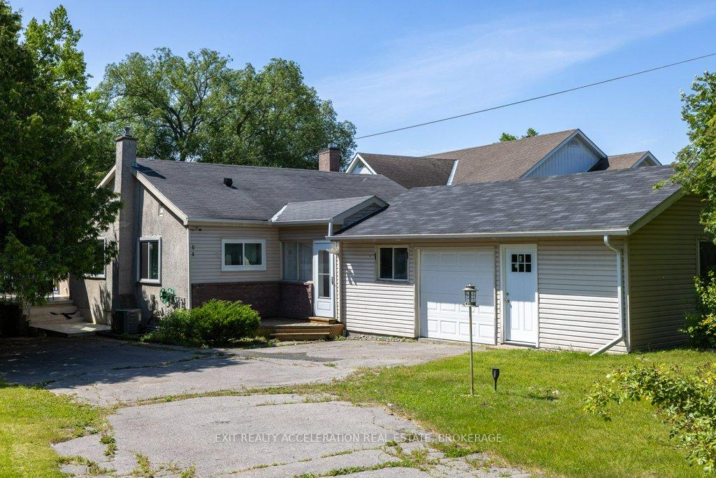 Photo 2 of 84 Main Street, Deseronto, Deseronto (Town) — HOMEH