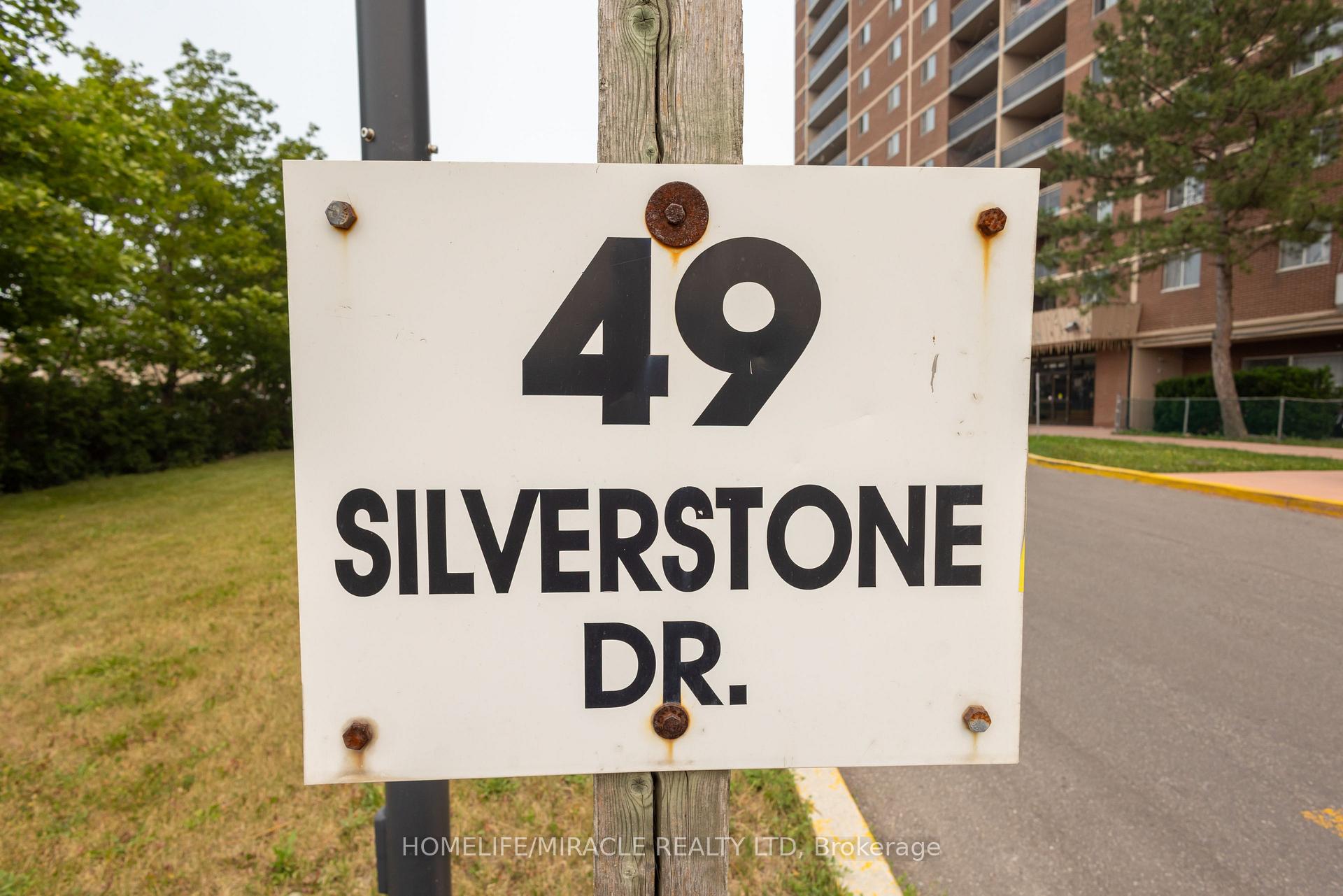 Photo 2 of Unit 1007, 49 Silverstone Drive, Etobicoke, Mount Olive-Silverstone-Jamestown — HOMEH