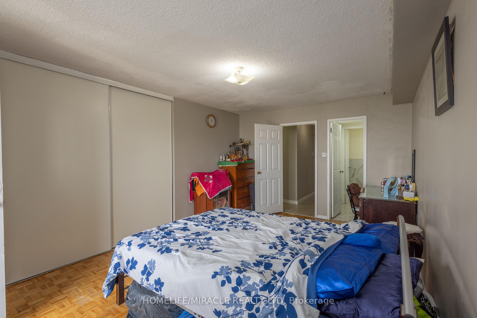 Photo 35 of Unit 1007, 49 Silverstone Drive, Etobicoke, Mount Olive-Silverstone-Jamestown — HOMEH
