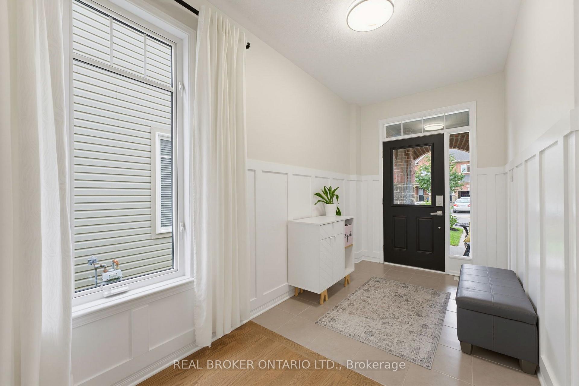 Photo 5 of 76 Tapadero Avenue, Ottawa, Kanata - Emerald Meadows/Trailwest — HOMEH