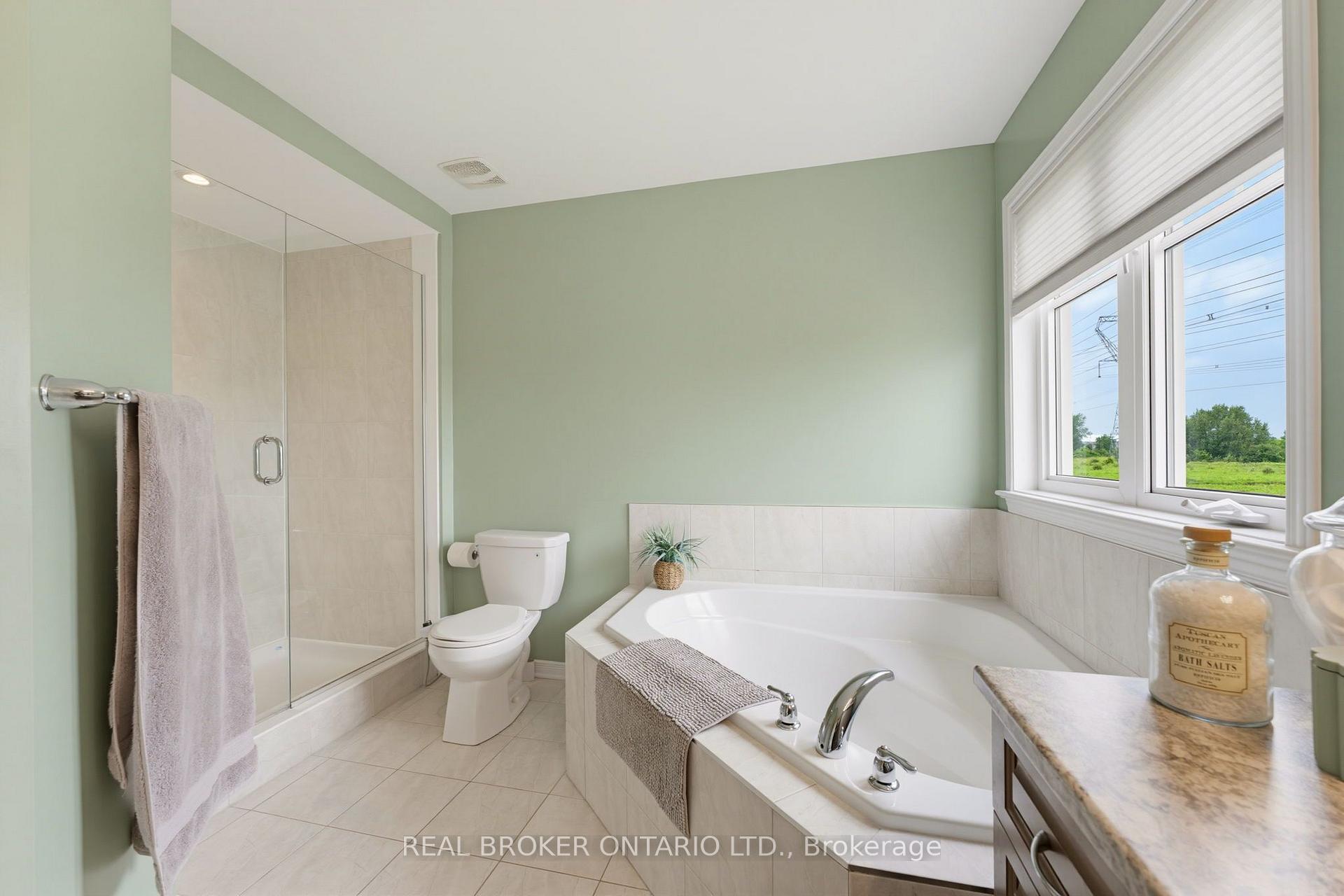 Photo 22 of 76 Tapadero Avenue, Ottawa, Kanata - Emerald Meadows/Trailwest — HOMEH