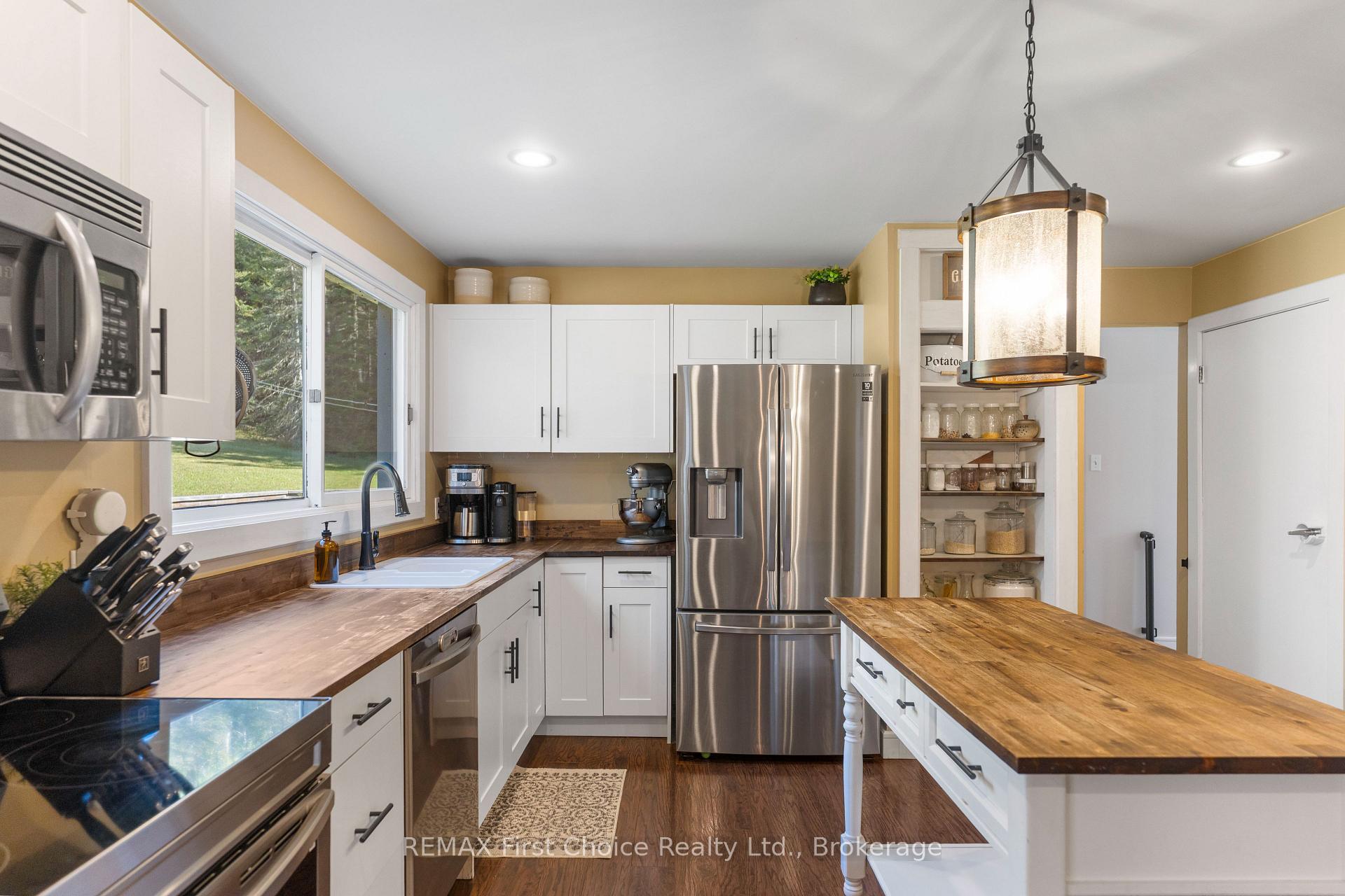 Photo 9 of 1598 Harstone Road, O'Connor, TB-80 — HOMEH