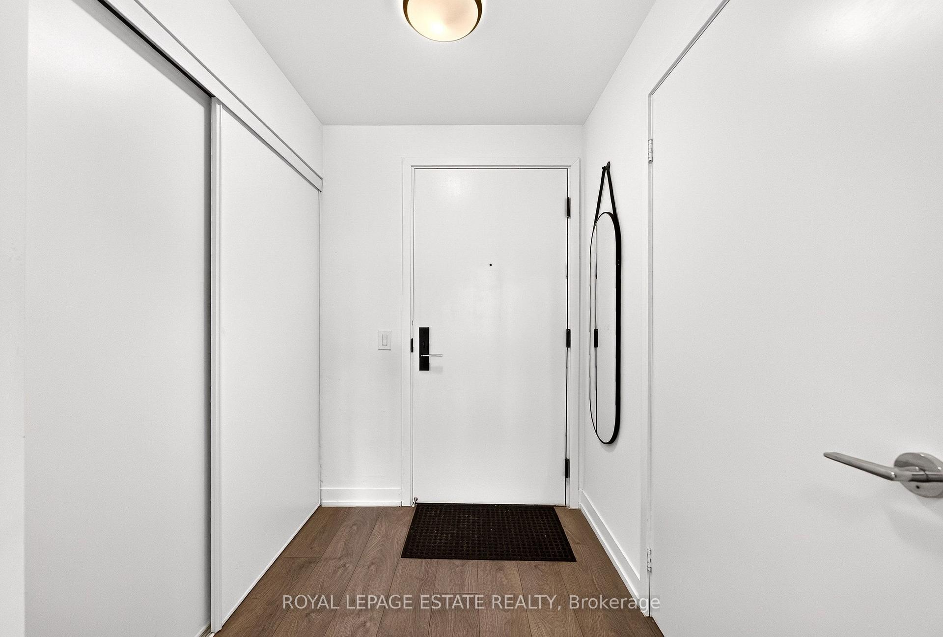 Photo 4 of Unit 626, 270 Dufferin Street, Toronto, South Parkdale — HOMEH