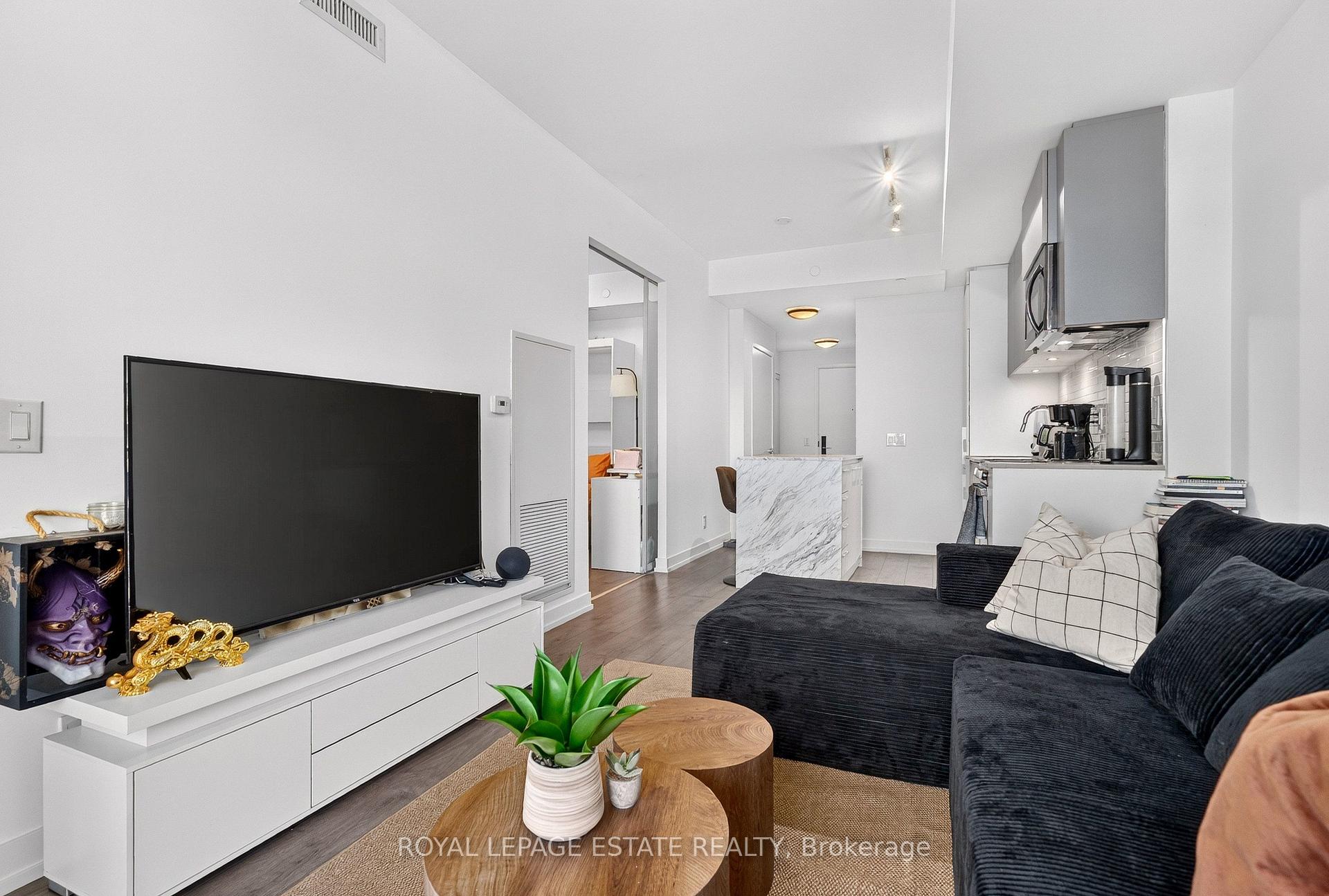 Photo 20 of Unit 626, 270 Dufferin Street, Toronto, South Parkdale — HOMEH
