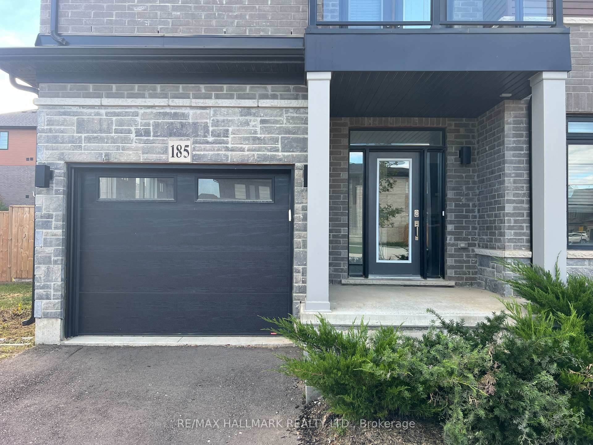 Photo 7 of 185 Longboat Run W, Brantford, Empire South — HOMEH