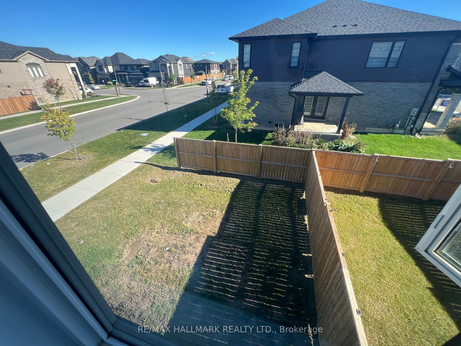 Photo 11 of 185 Longboat Run W, Brantford, Empire South — HOMEH