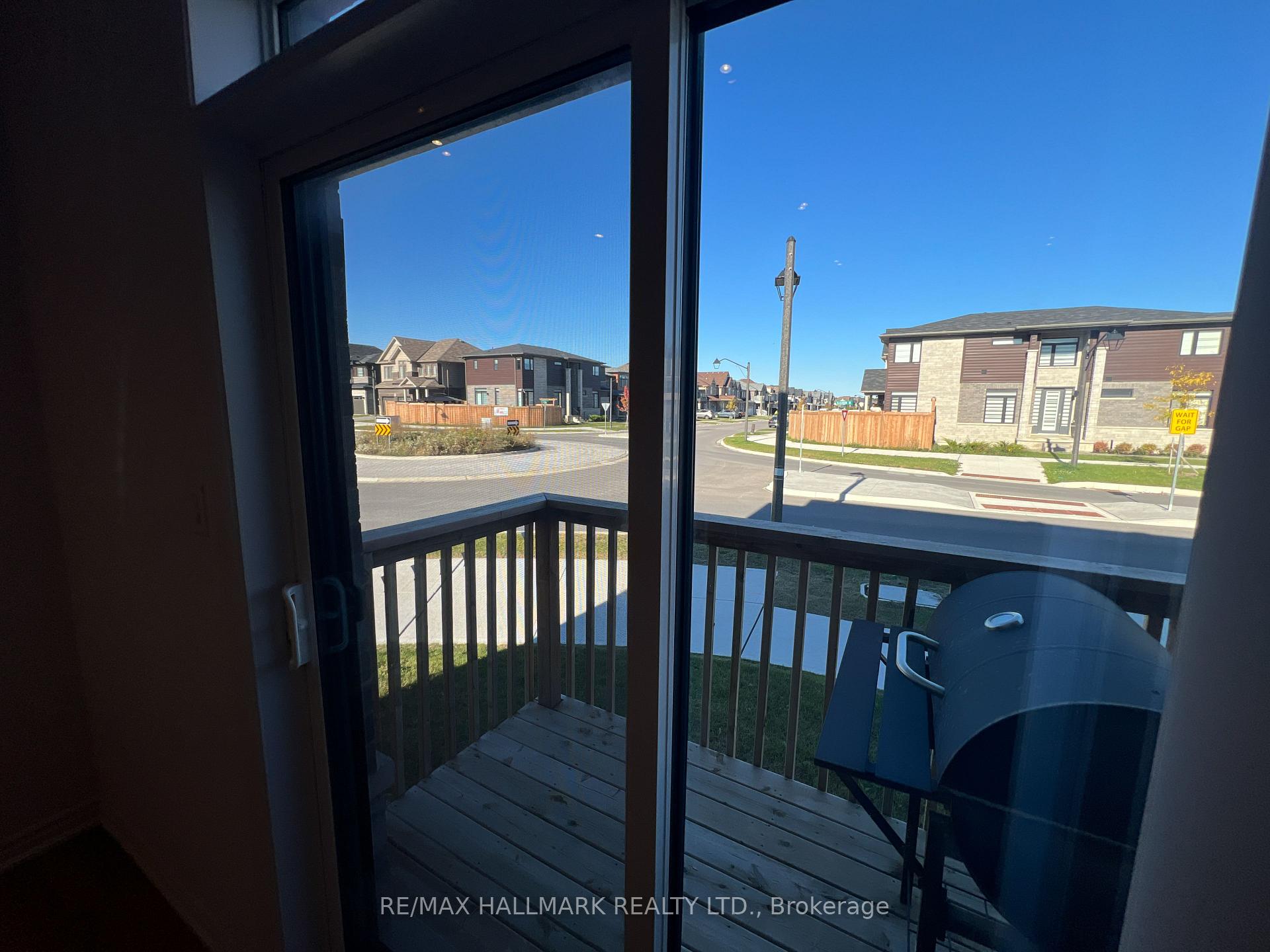 Photo 15 of 185 Longboat Run W, Brantford, Empire South — HOMEH