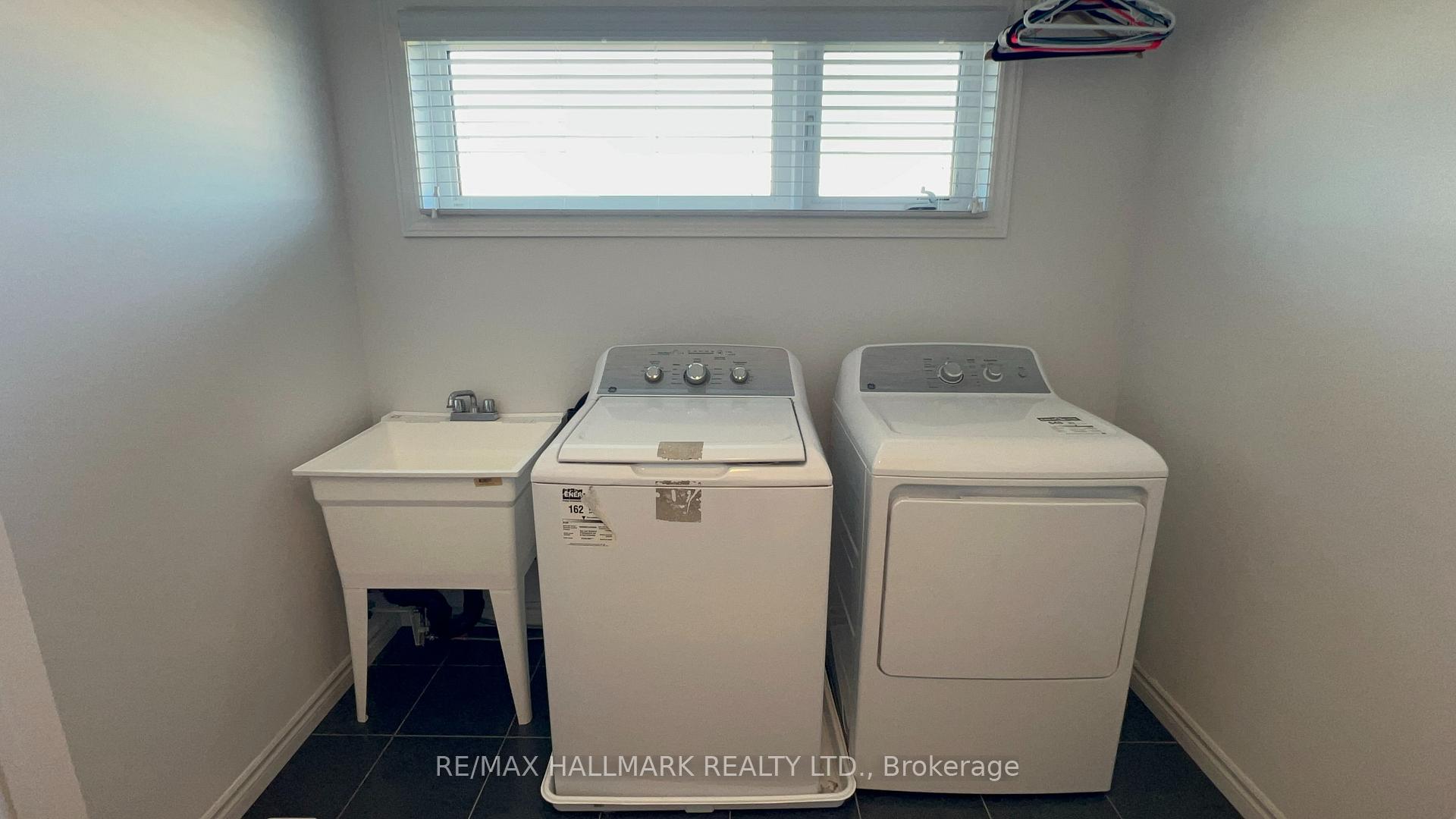 Photo 47 of 185 Longboat Run W, Brantford, Empire South — HOMEH