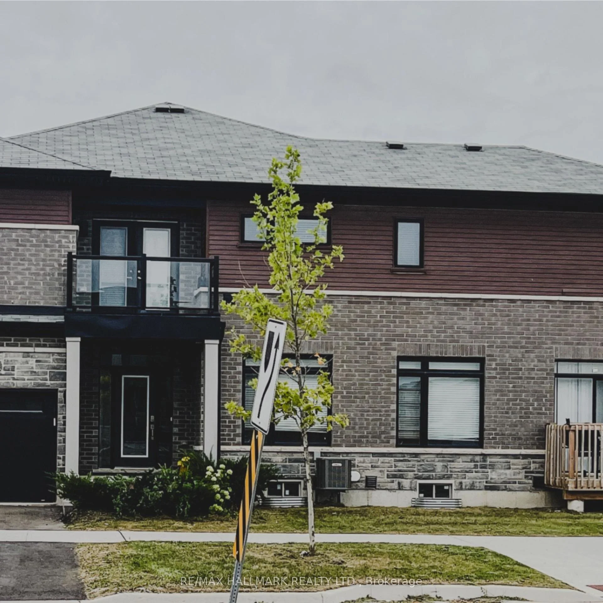 Photo 2 of 185 Longboat Run W, Brantford, Empire South — HOMEH