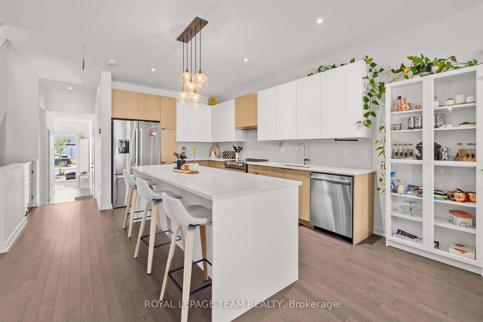 Photo 3 of 978 Acoustic Way, Ottawa, Riverside South/Gloucester Glen — HOMEH