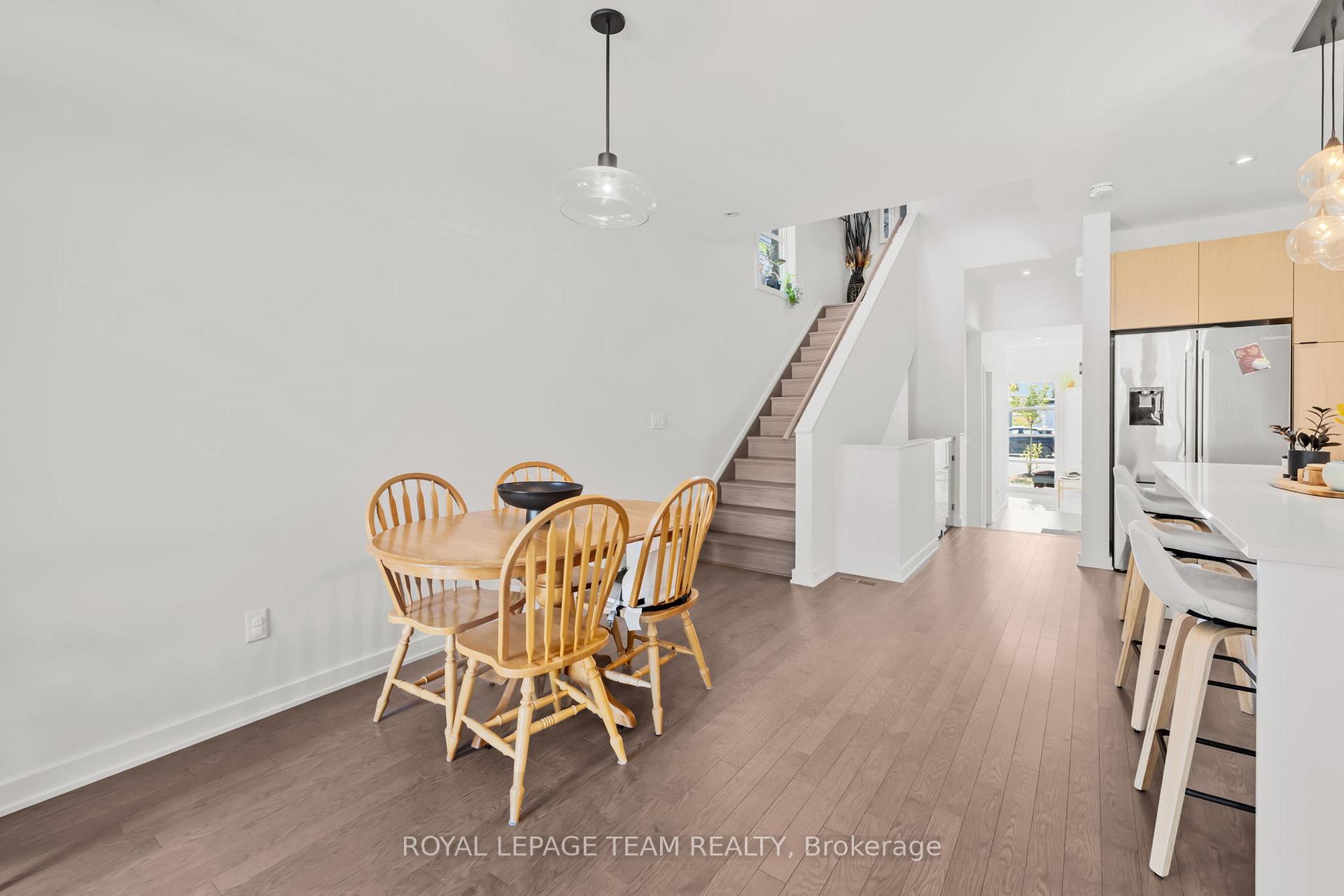 Photo 7 of 978 Acoustic Way, Ottawa, Riverside South/Gloucester Glen — HOMEH