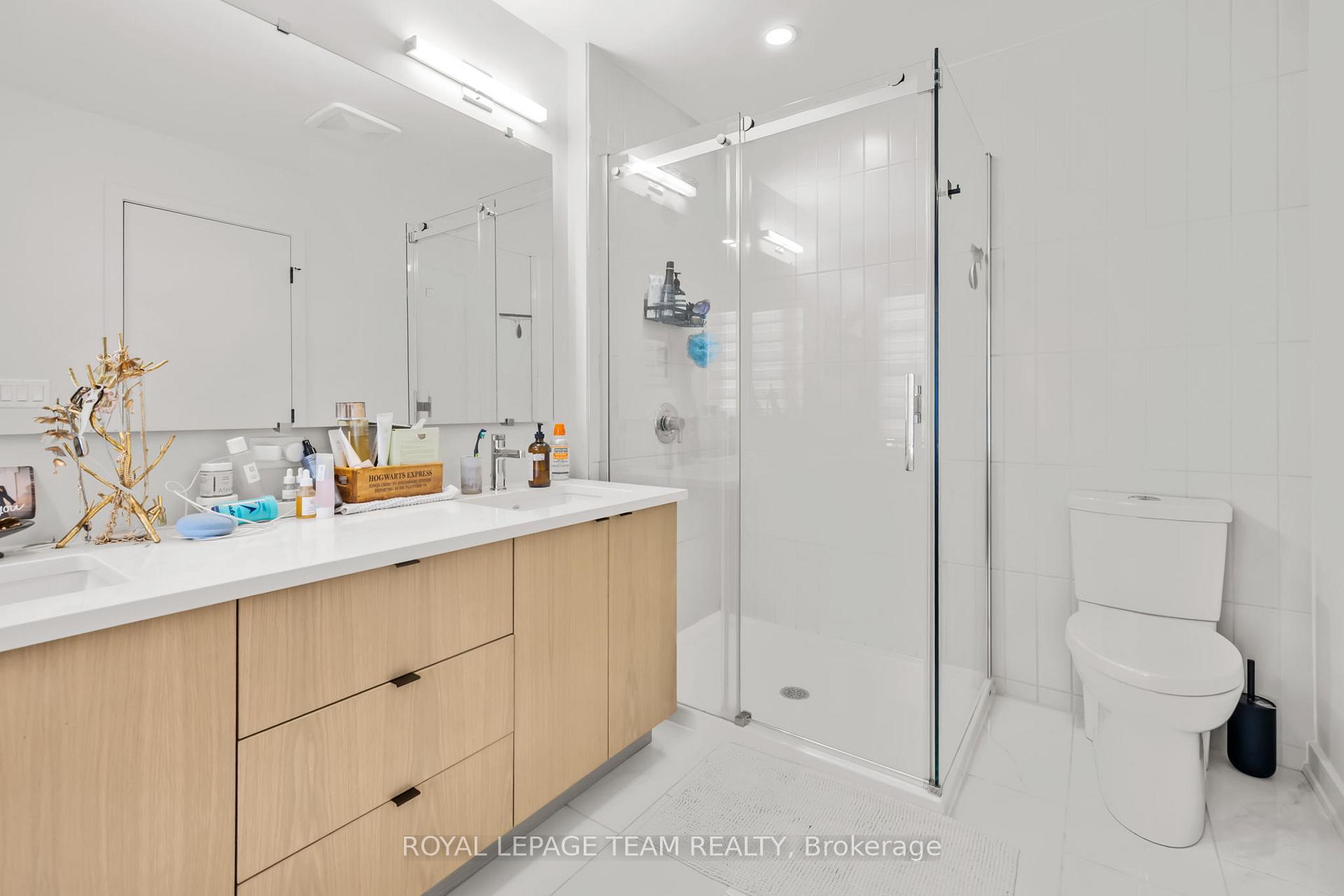 Photo 13 of 978 Acoustic Way, Ottawa, Riverside South/Gloucester Glen — HOMEH