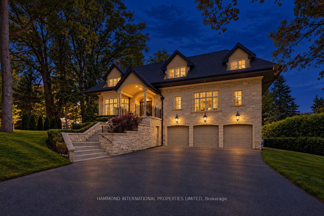 Photo of 8 Country Club Drive