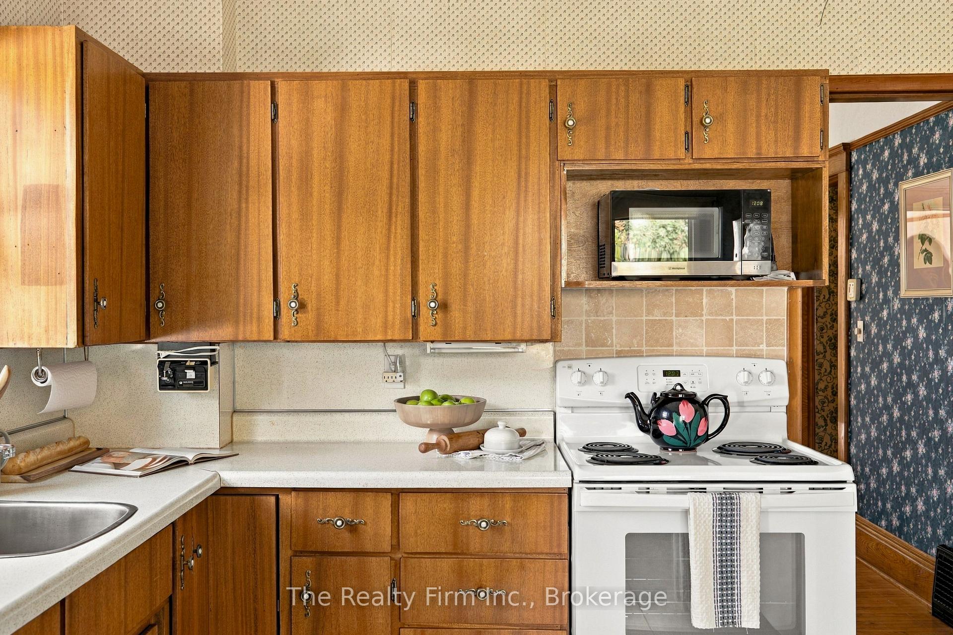 Photo 15 of 76 John Street, Zorra, Embro — HOMEH