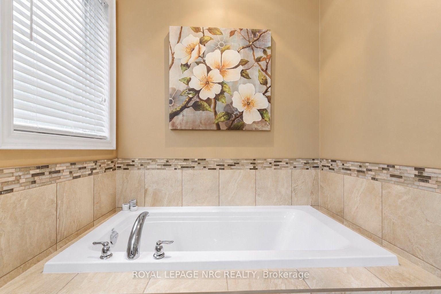 Photo 58 of 295 Creekside Drive, Welland, Coyle Creek — HOMEH
