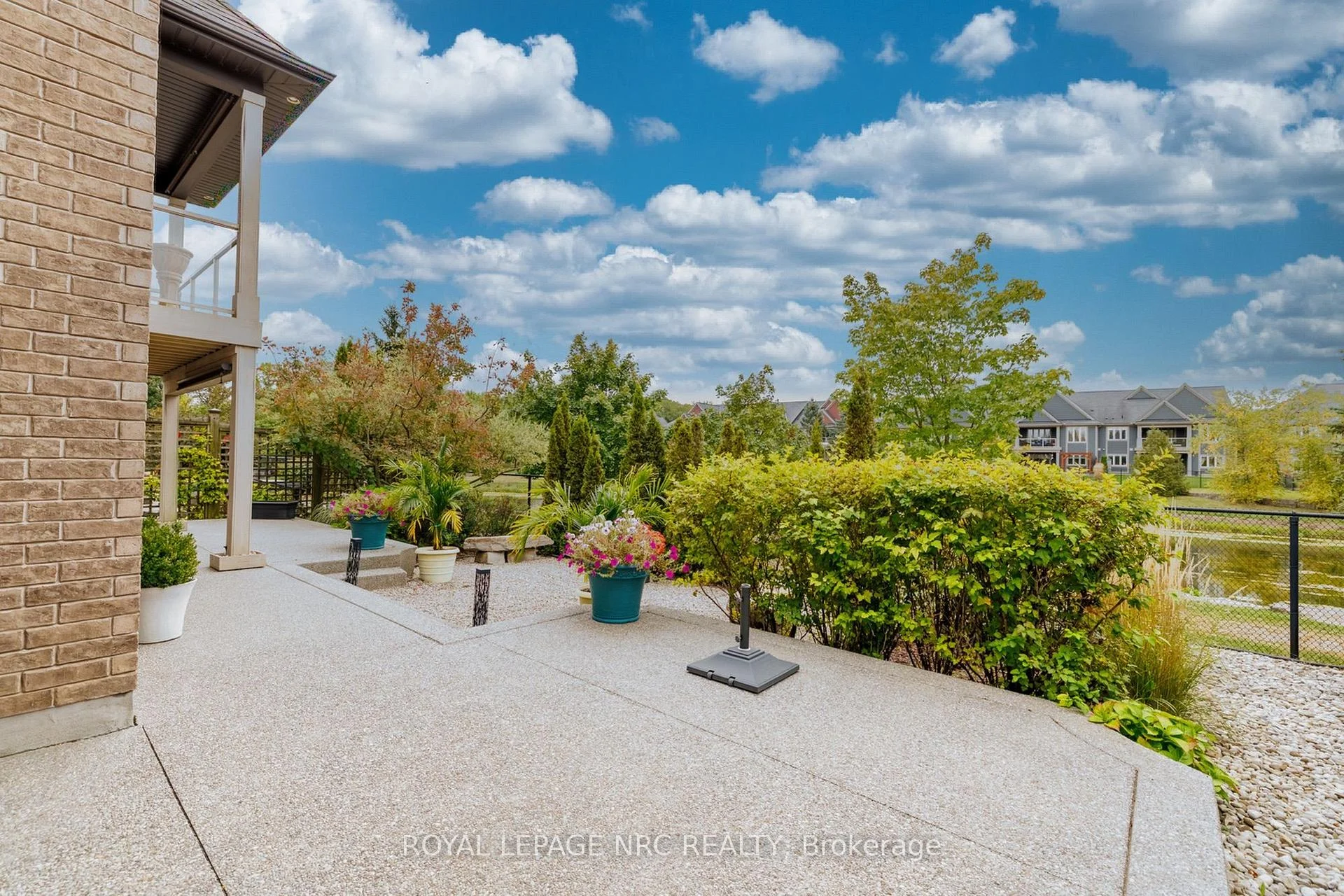 Photo 9 of 295 Creekside Drive, Welland, Coyle Creek — HOMEH