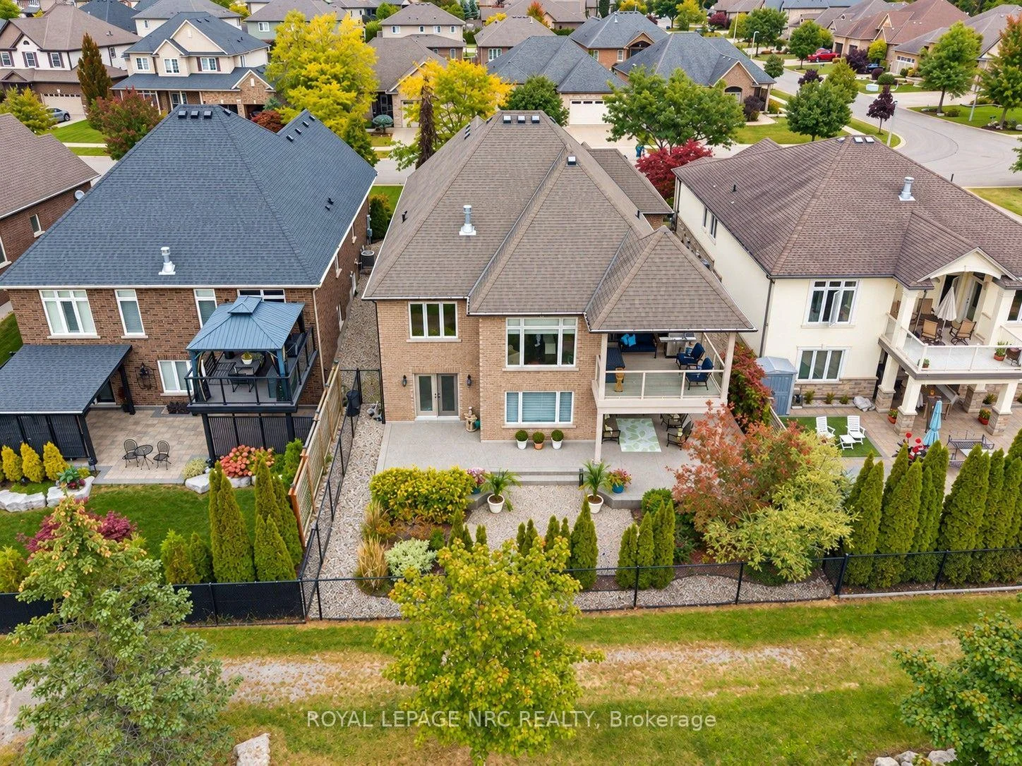 Photo 18 of 295 Creekside Drive, Welland, Coyle Creek — HOMEH