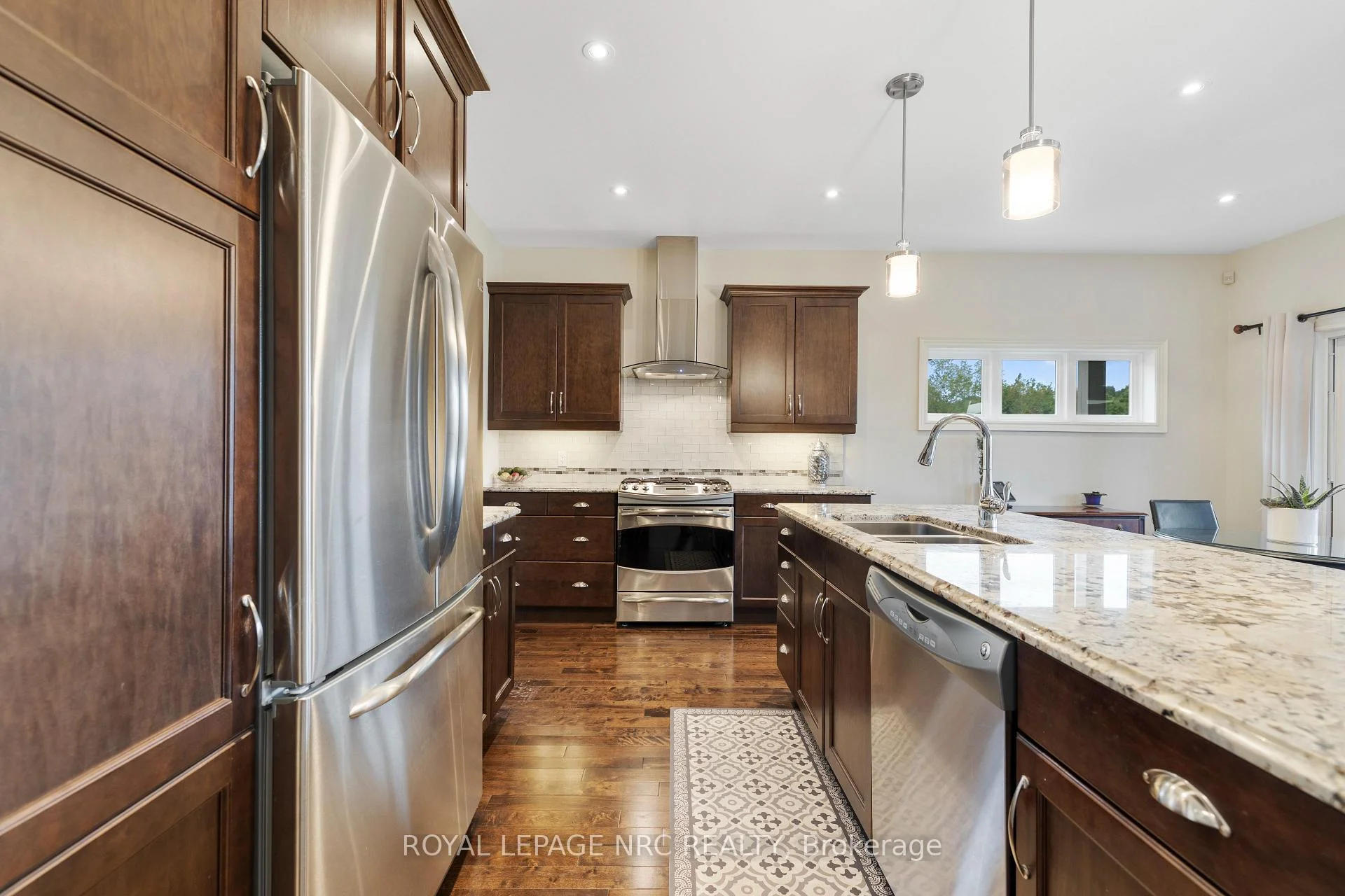 Photo 39 of 295 Creekside Drive, Welland, Coyle Creek — HOMEH