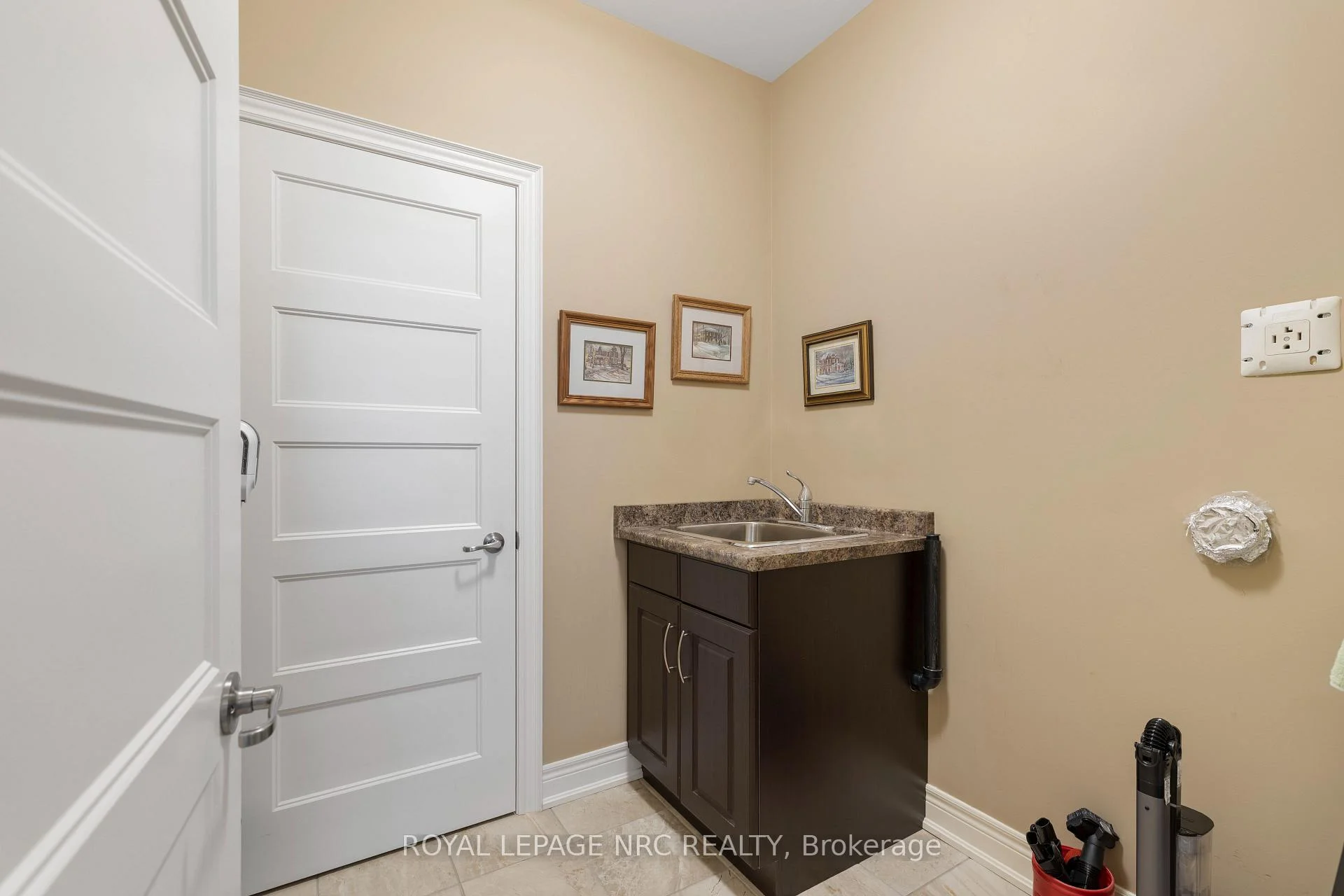 Photo 67 of 295 Creekside Drive, Welland, Coyle Creek — HOMEH