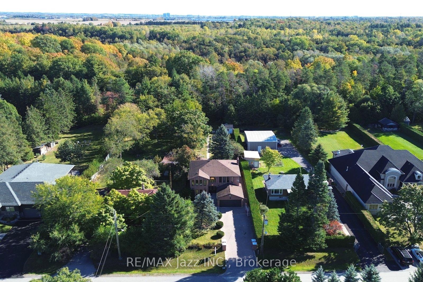 Photo 2 of 35 Ward Street, Whitby, Rural Whitby — HOMEH