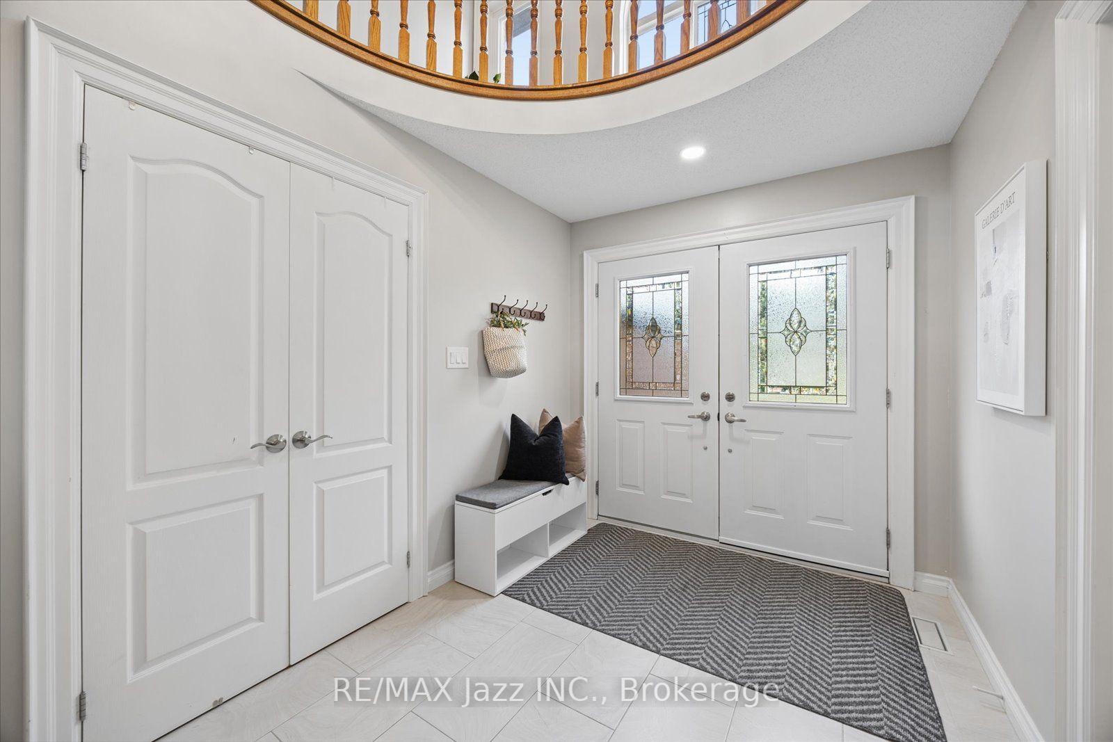 Photo 3 of 35 Ward Street, Whitby, Rural Whitby — HOMEH