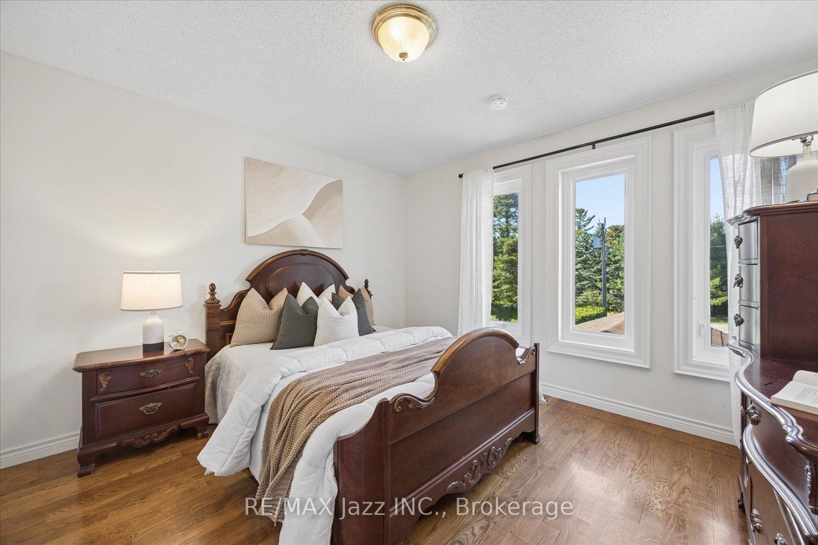 Photo 20 of 35 Ward Street, Whitby, Rural Whitby — HOMEH