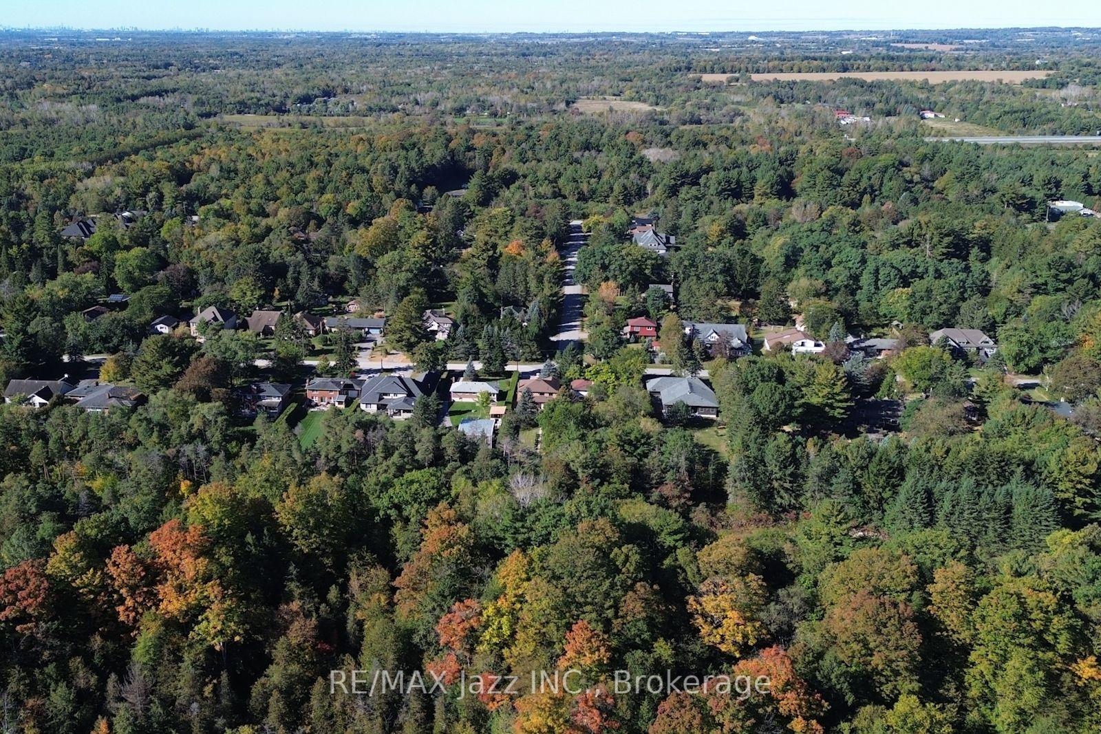 Photo 30 of 35 Ward Street, Whitby, Rural Whitby — HOMEH