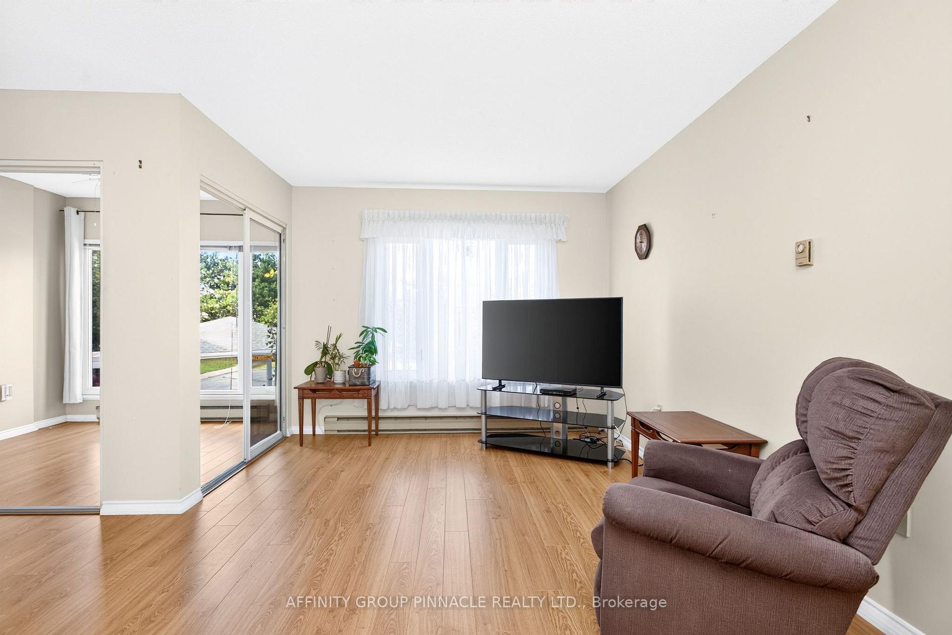 Photo 19 of Unit 206, 1 Heritage Way, Kawartha Lakes, Lindsay — HOMEH