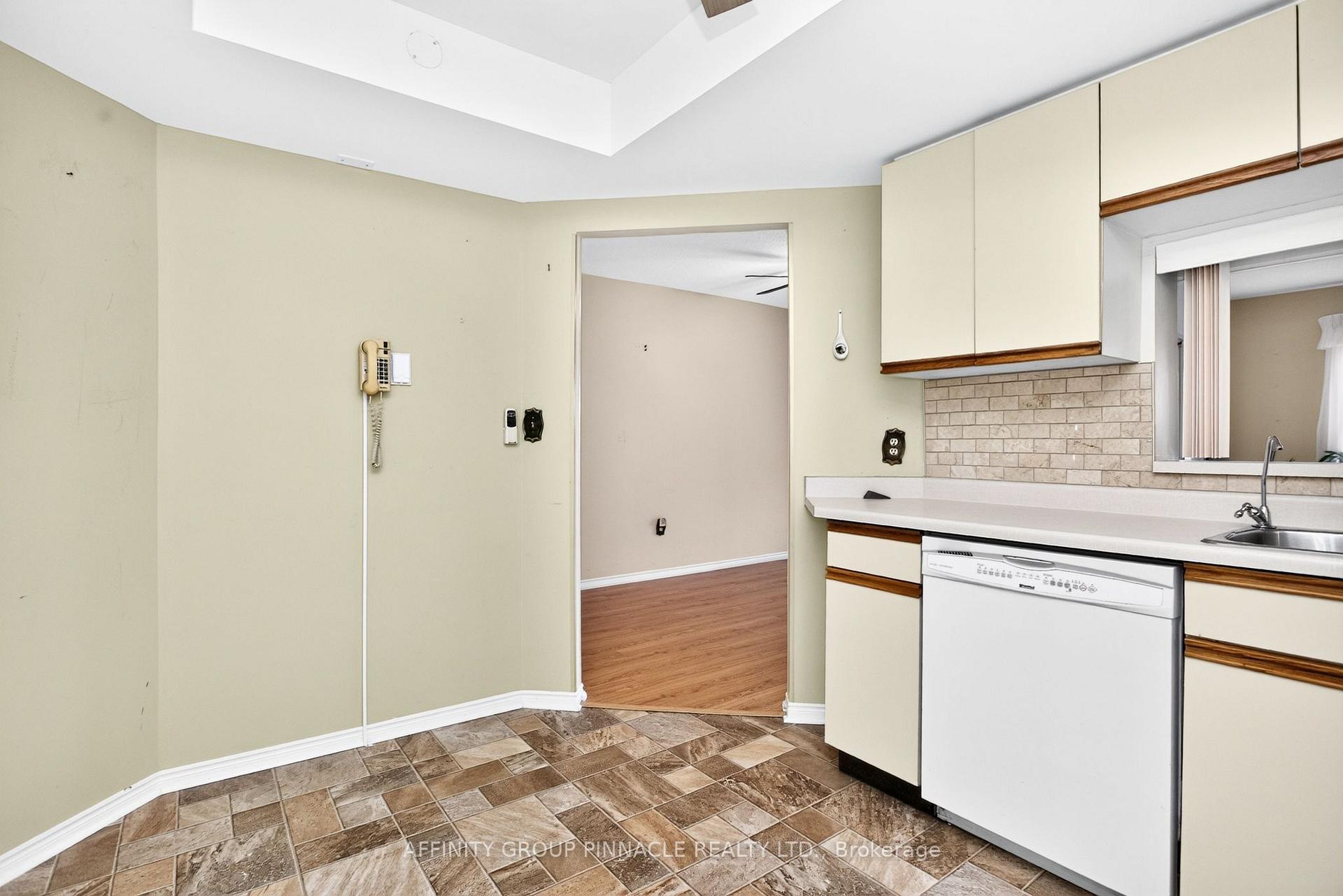 Photo 26 of Unit 206, 1 Heritage Way, Kawartha Lakes, Lindsay — HOMEH